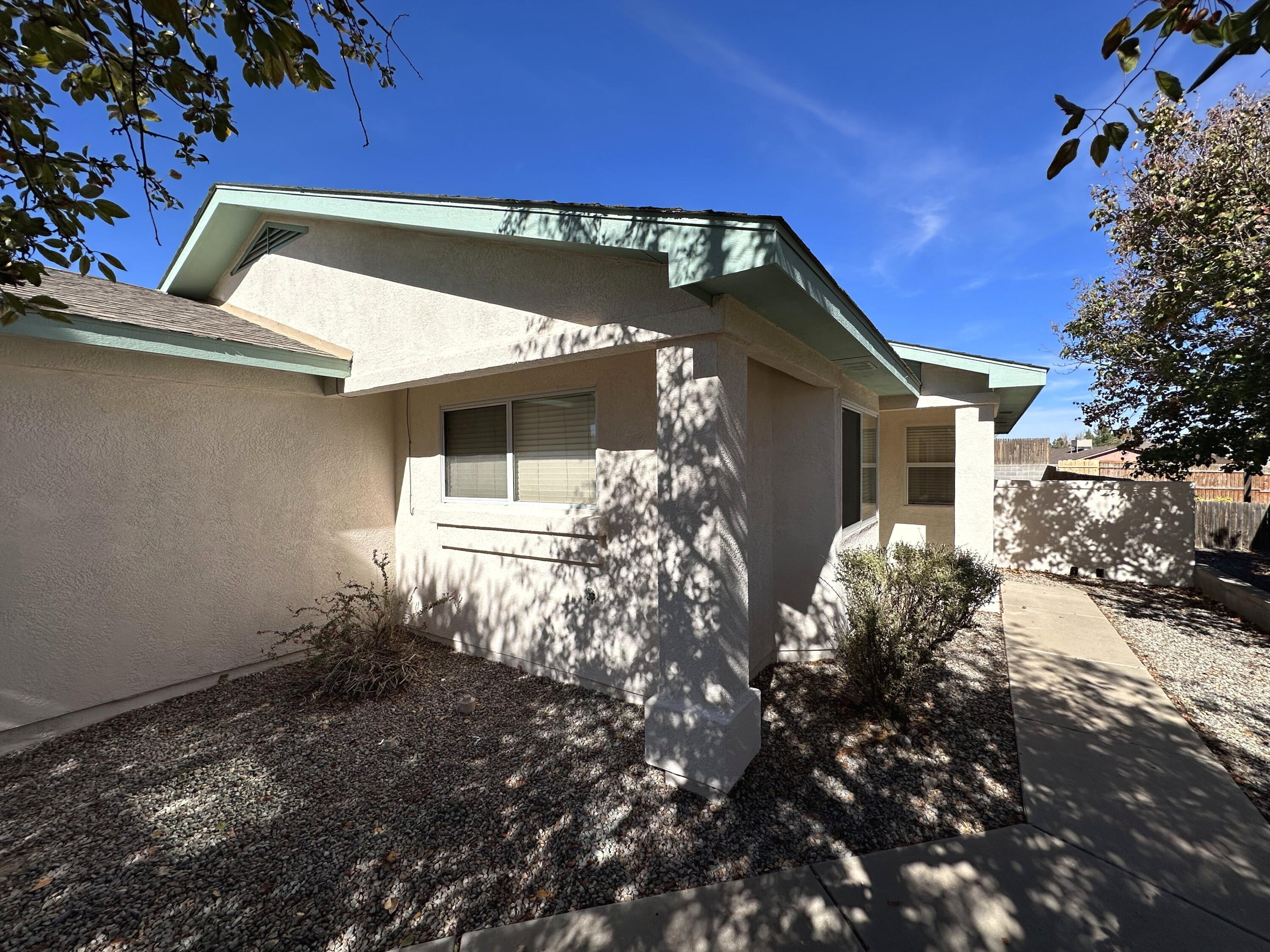 497 Medina Meadows Drive NE