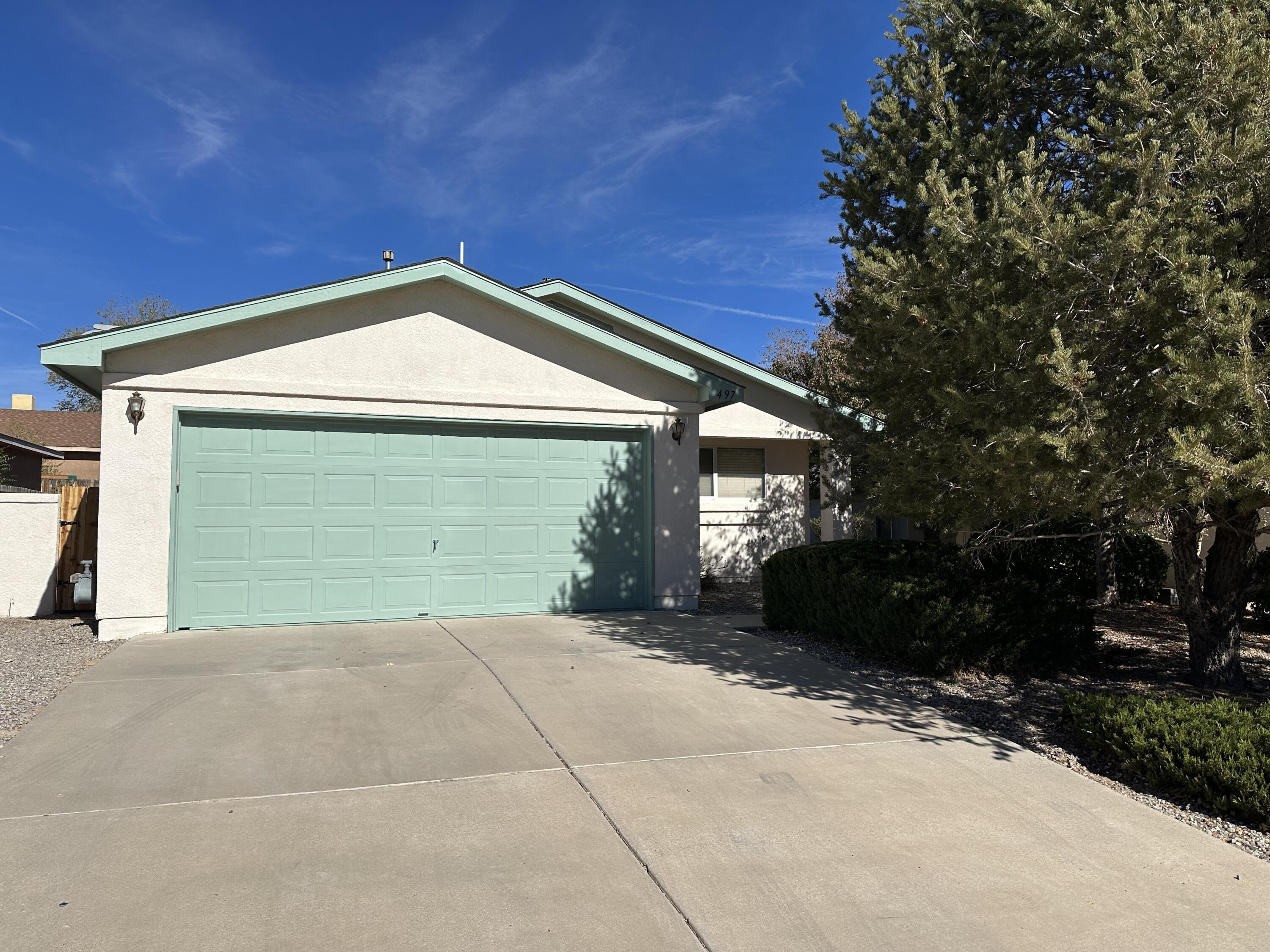 497 Medina Meadows Drive NE