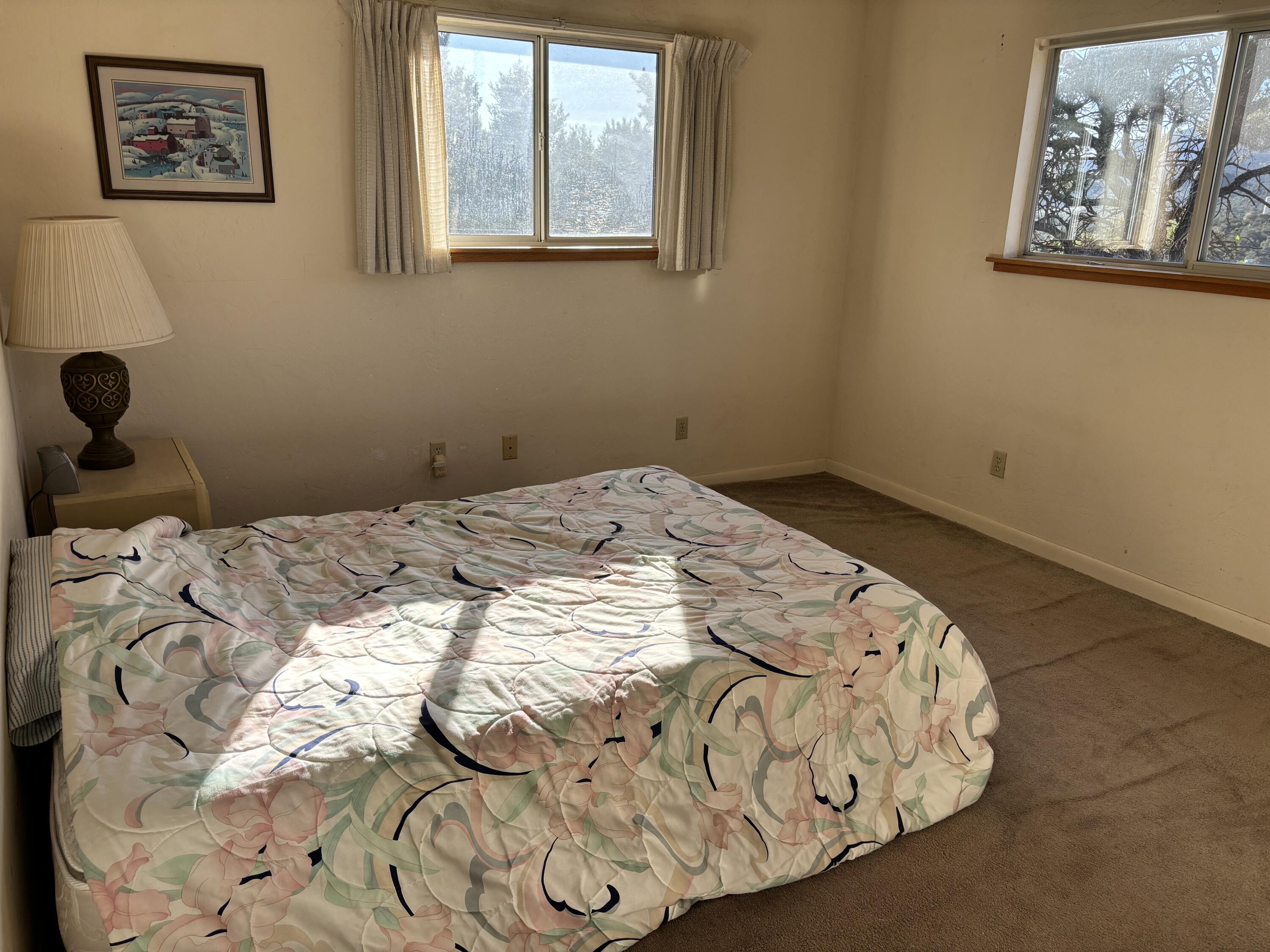 12 Pine Ridge Road