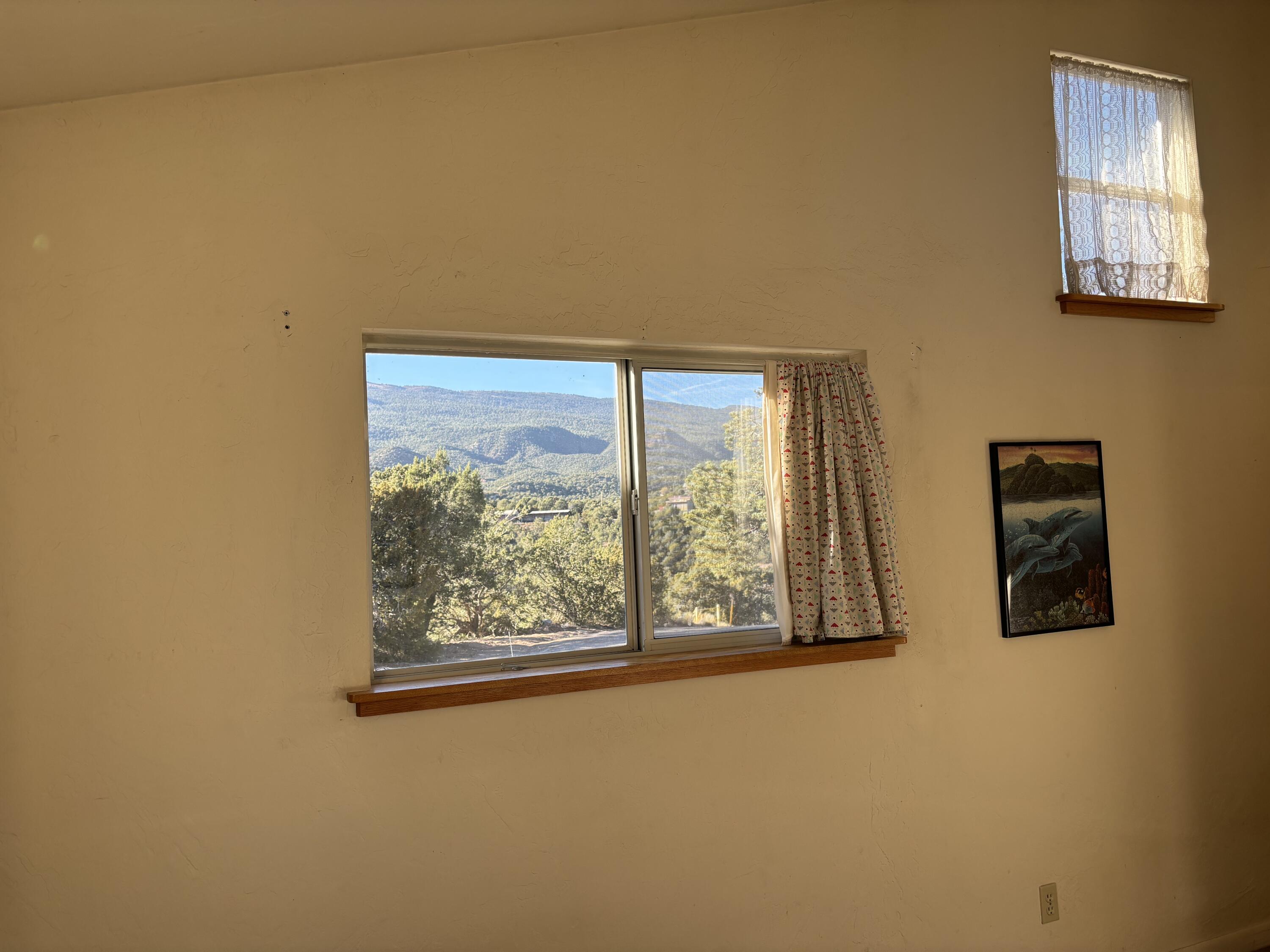 12 Pine Ridge Road