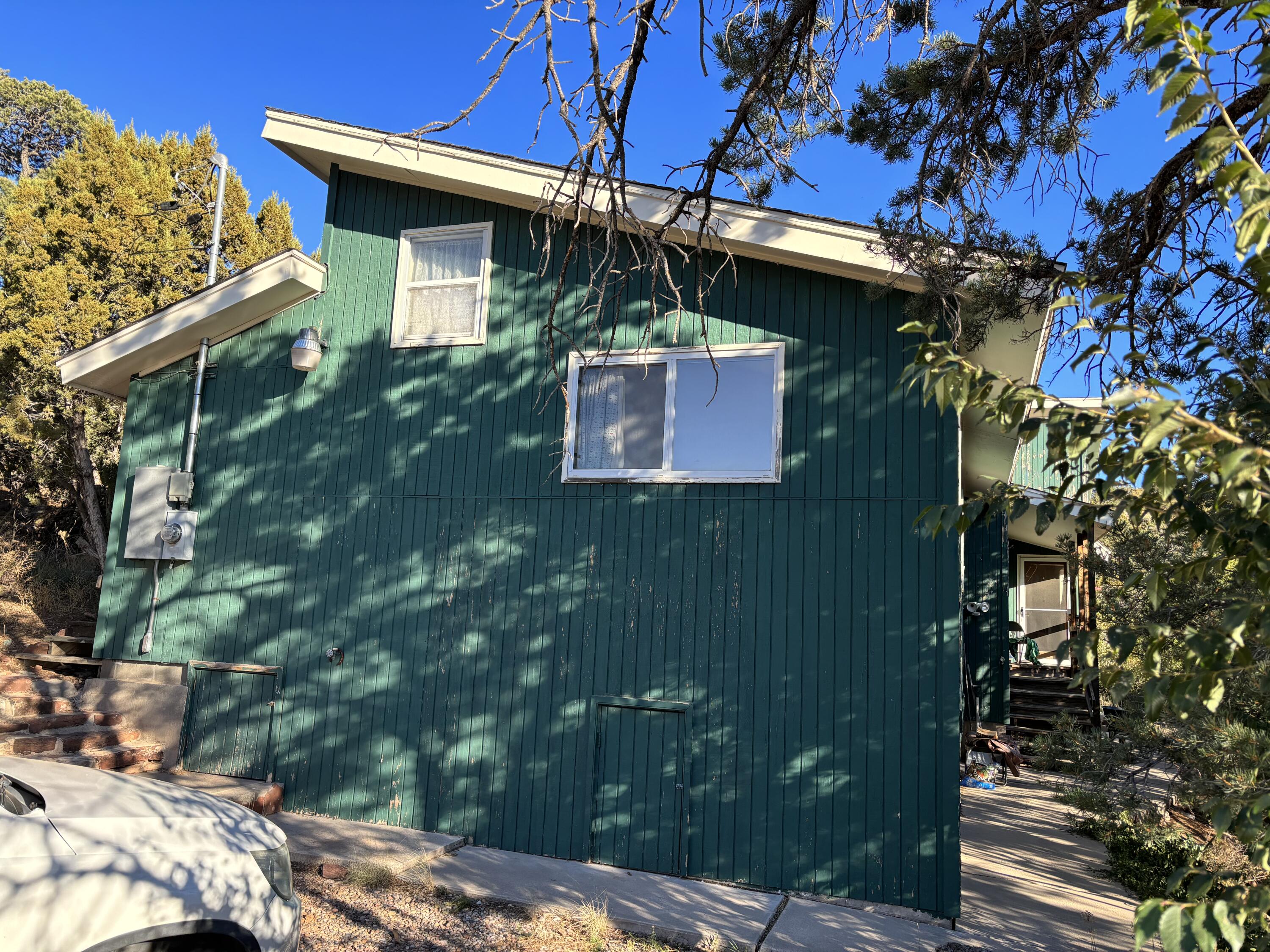 12 Pine Ridge Road