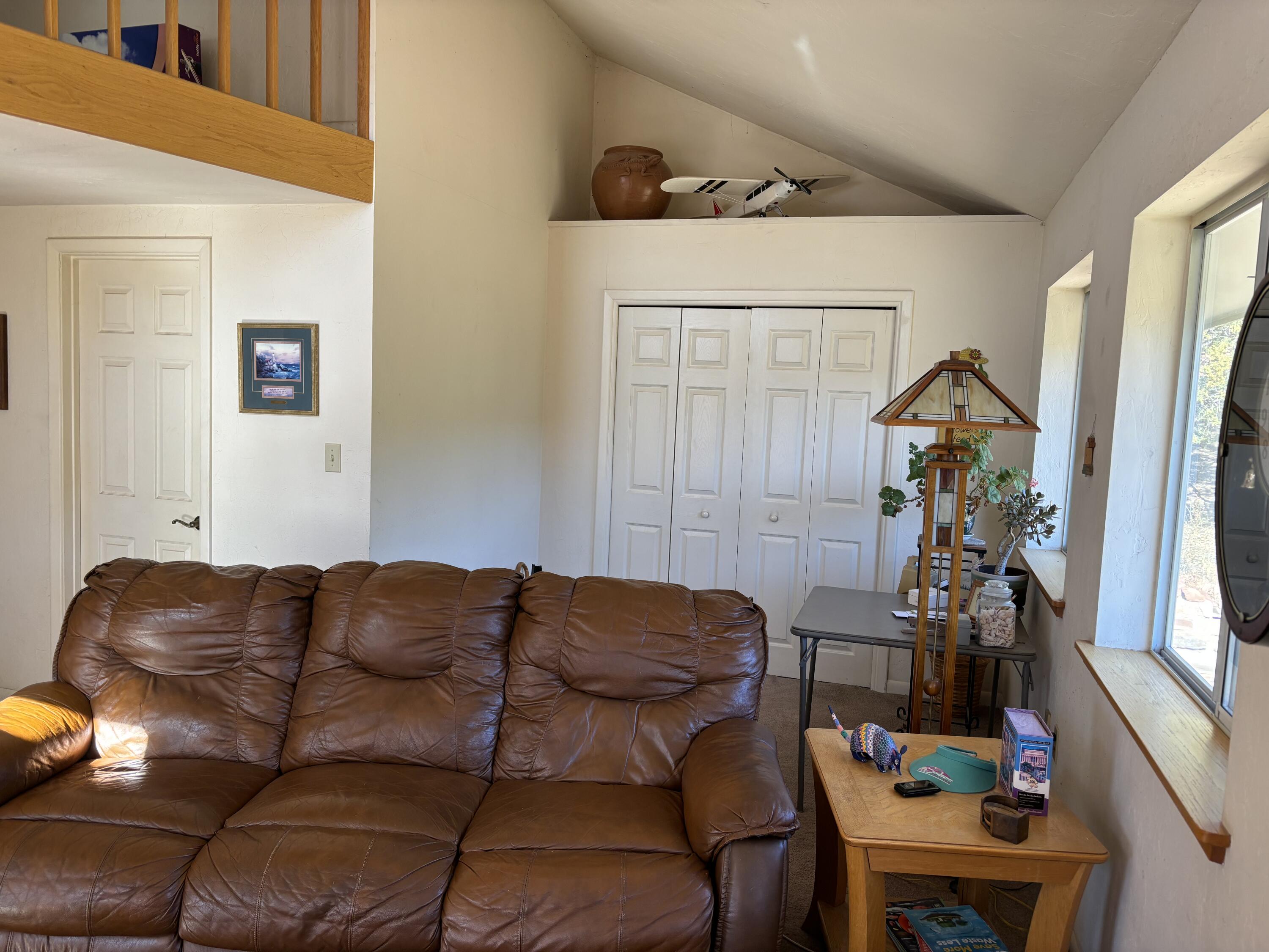 12 Pine Ridge Road