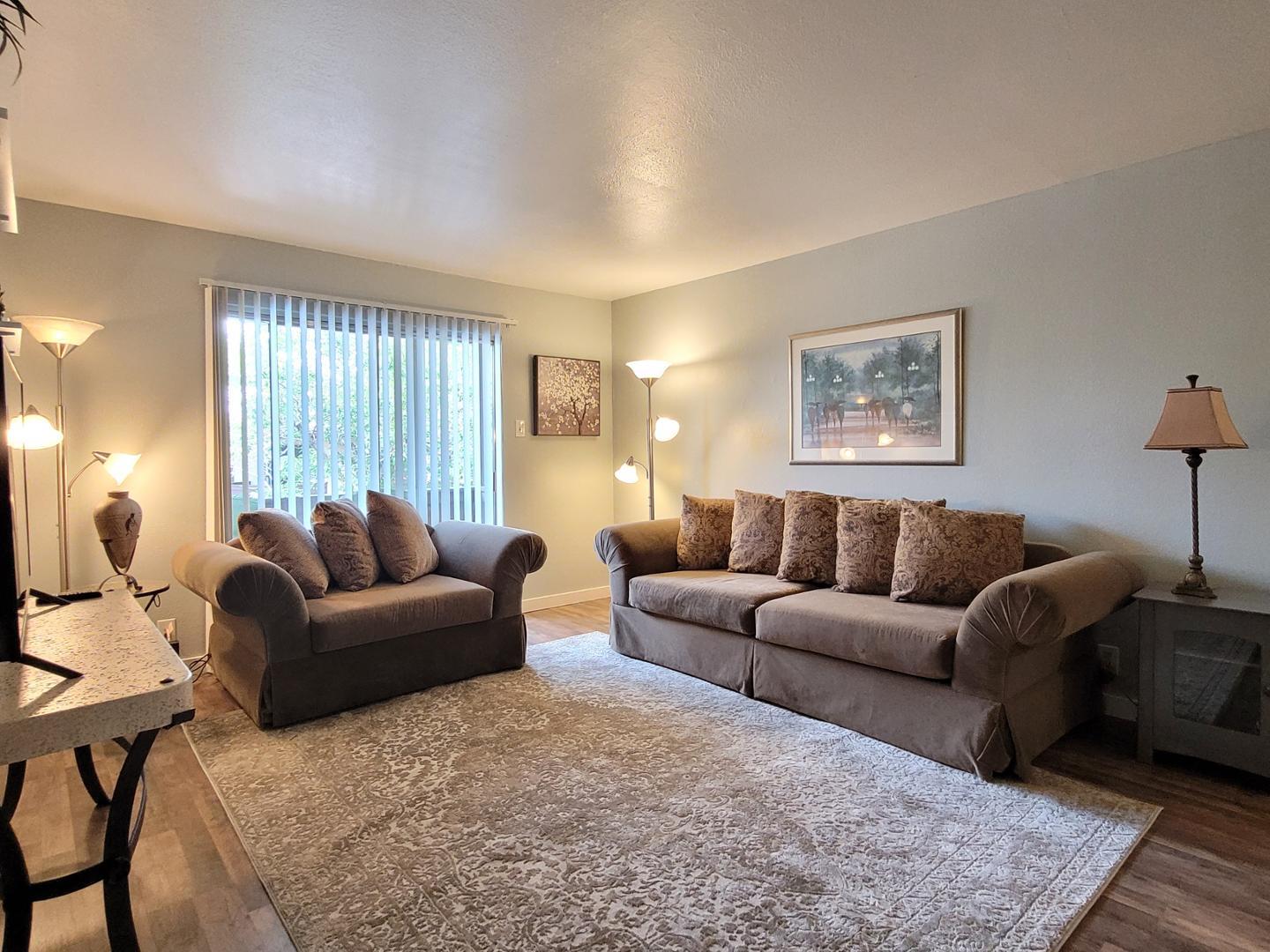 1601 Pennsylvania Street NE Unit: X-6