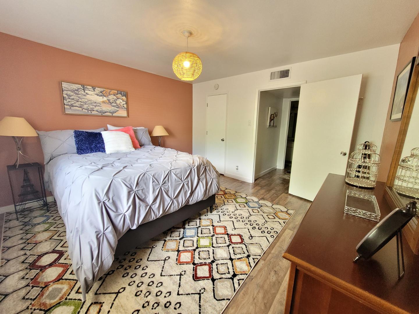 1601 Pennsylvania Street NE Unit: X-6