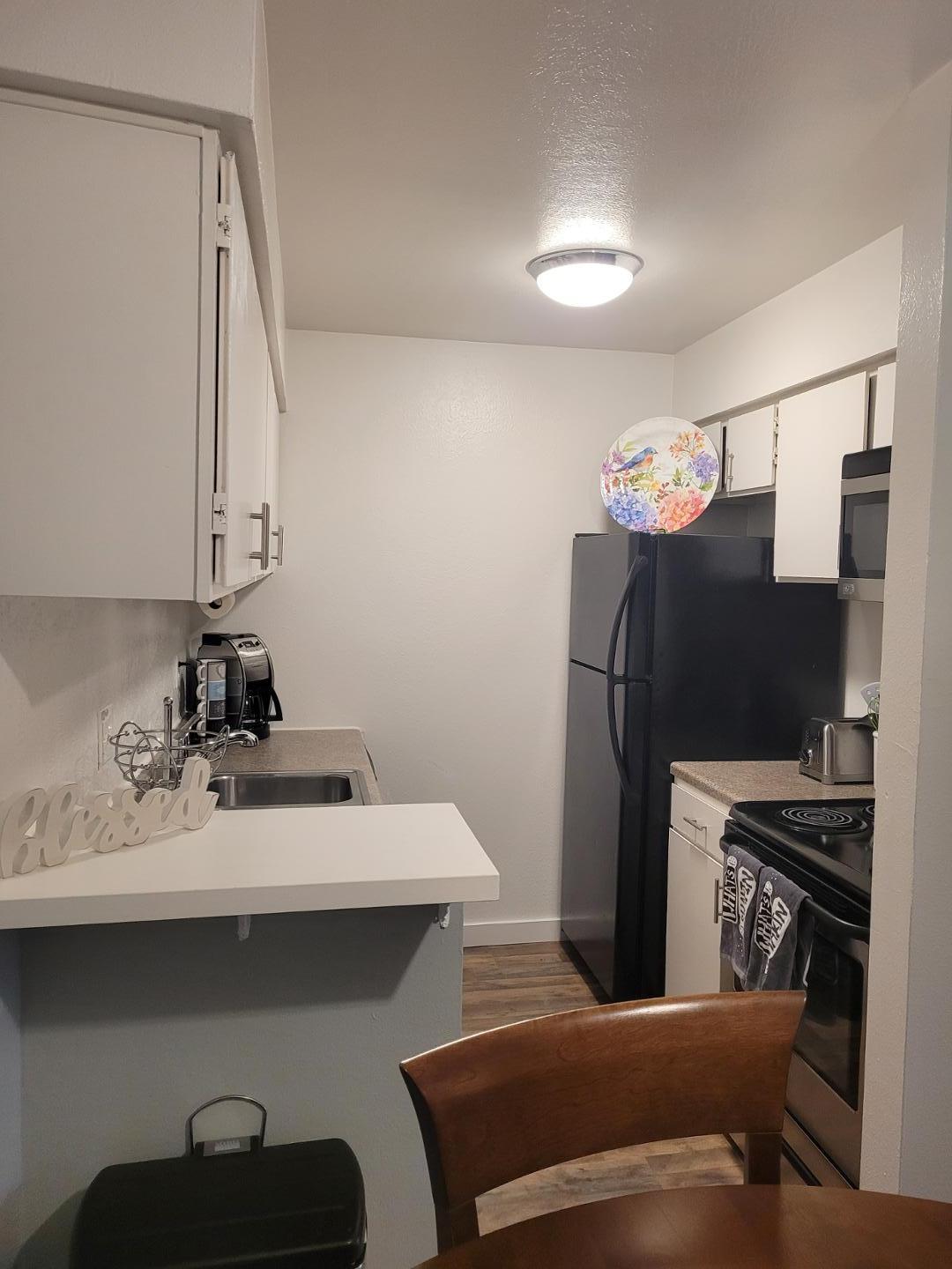 1601 Pennsylvania Street NE Unit: X-6