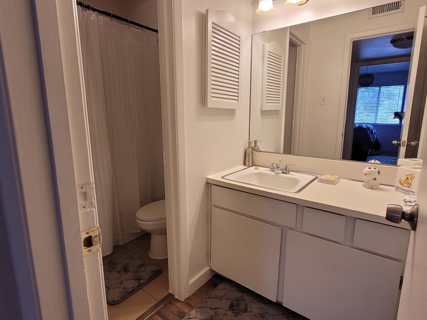 1601 Pennsylvania Street NE Unit: X-6