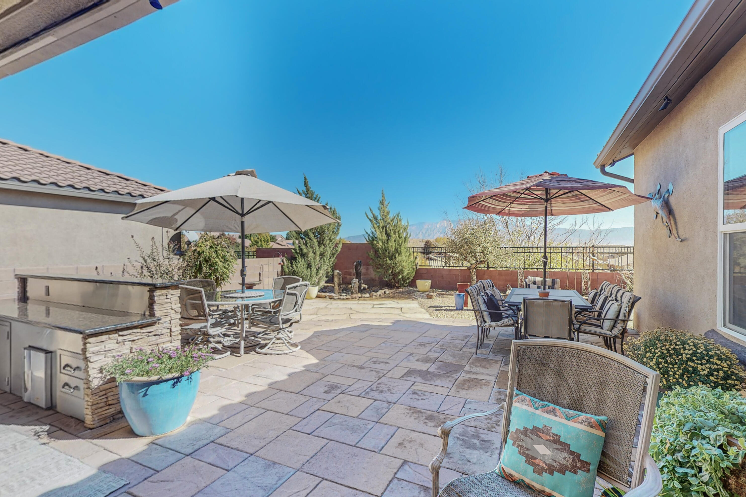 3922 Linda Vista Avenue