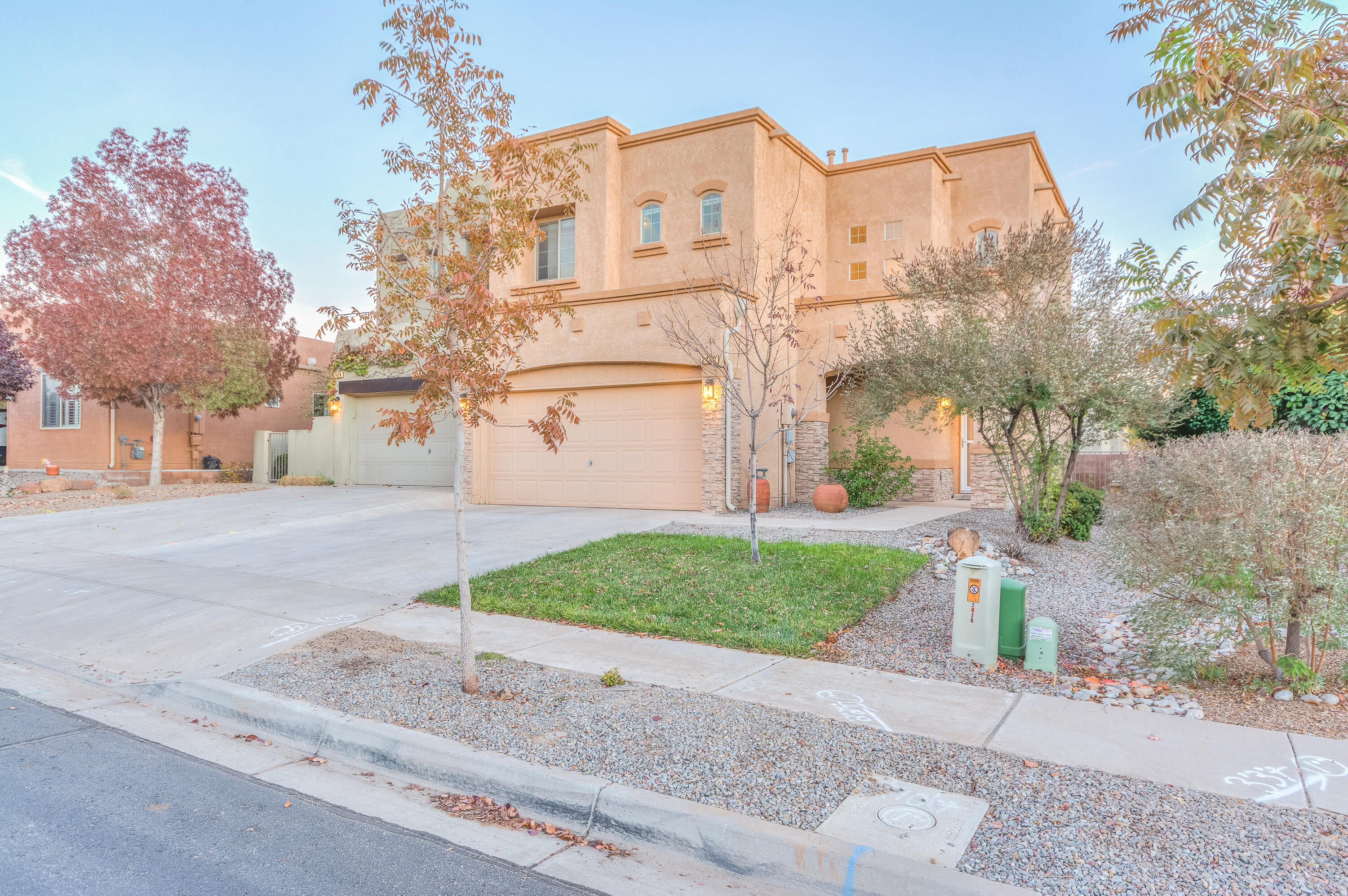 2420 Pelizzano Drive SE