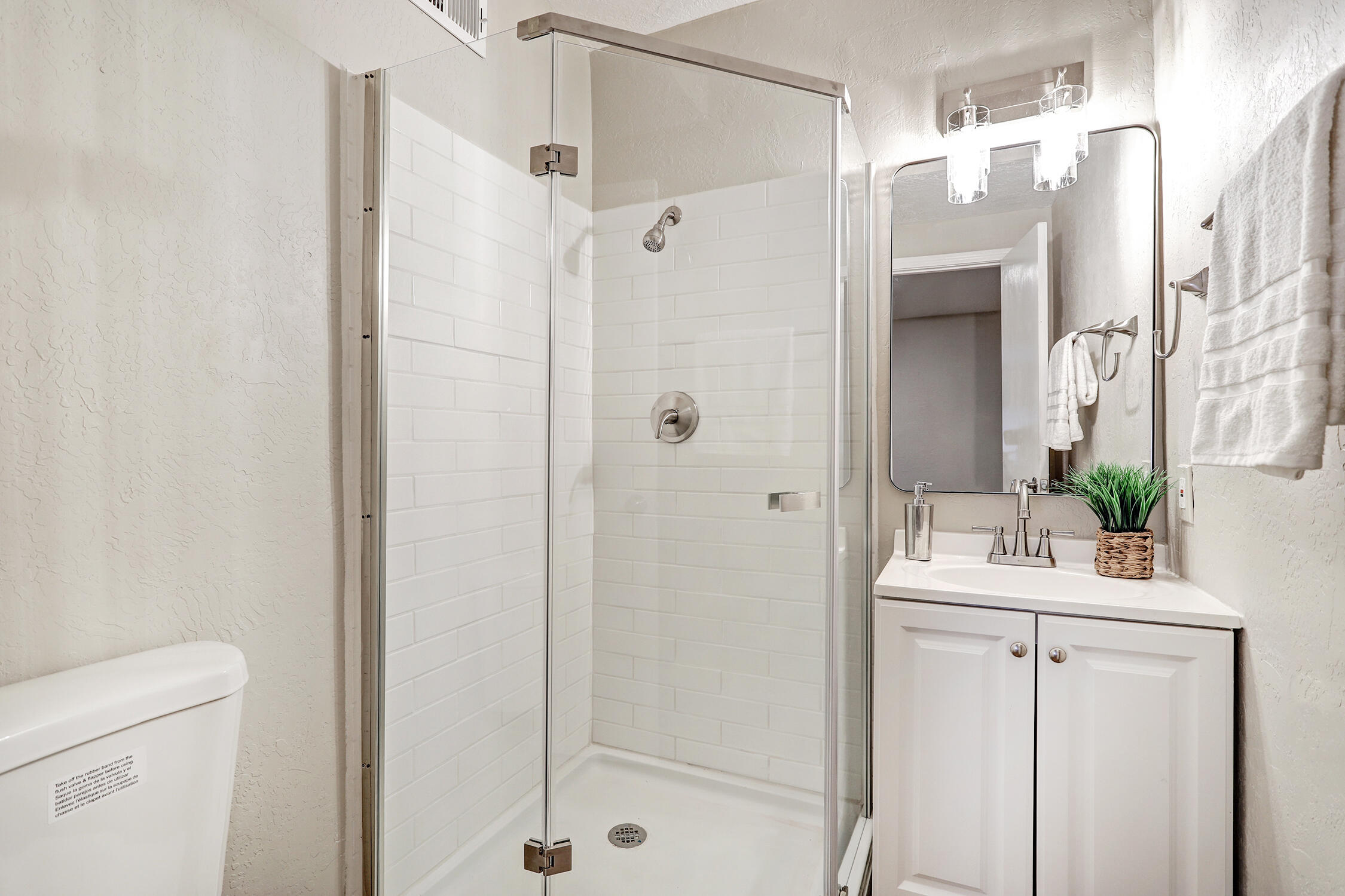 1907 Isleta Boulevard SW Unit: 6
