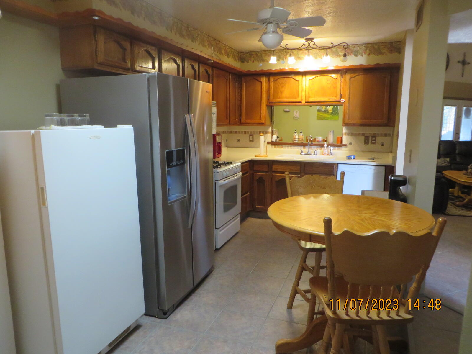 1117 Vista Del Monte Place