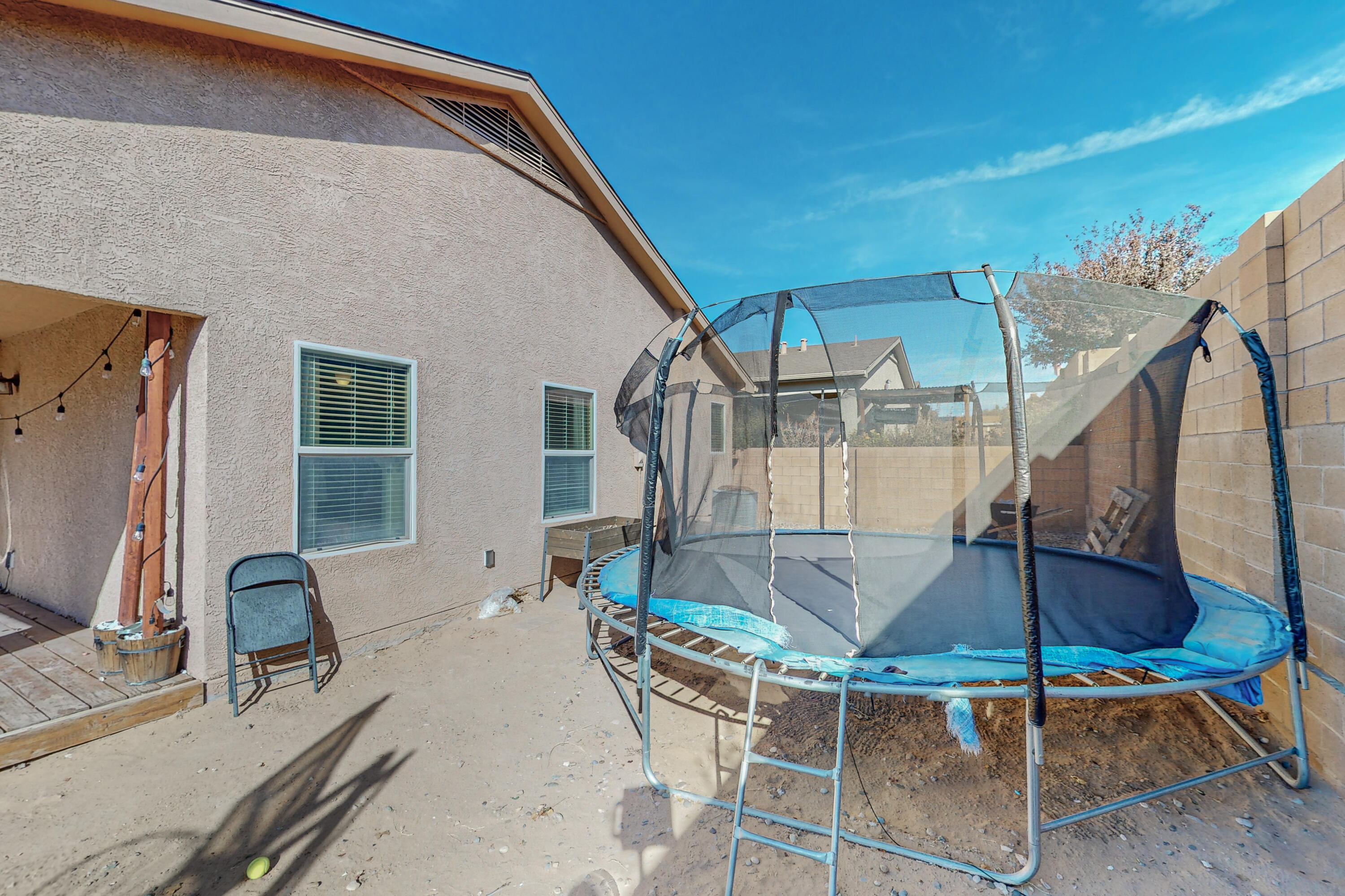 4006 Desert Lupine Drive NE