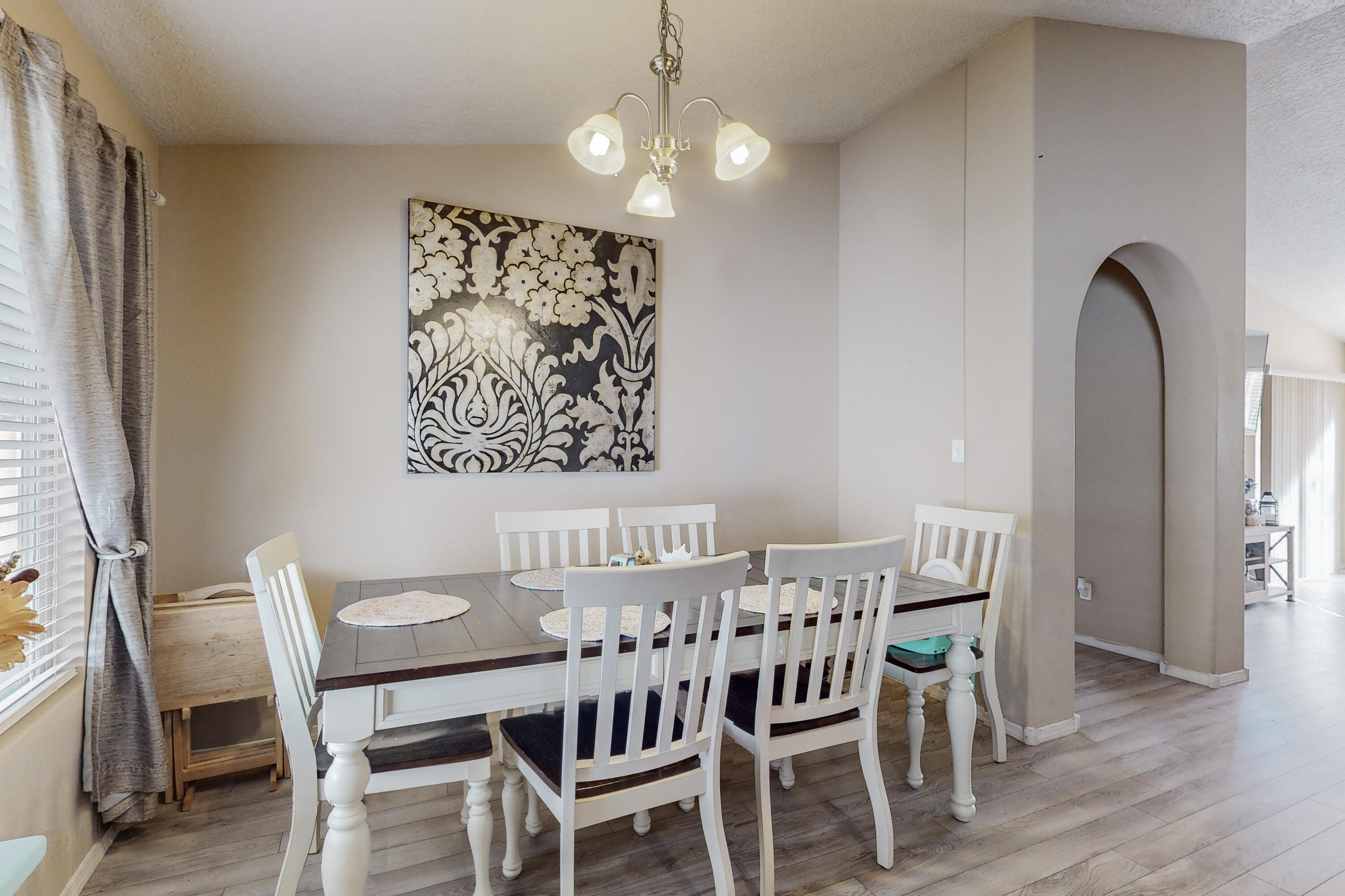 4006 Desert Lupine Drive NE