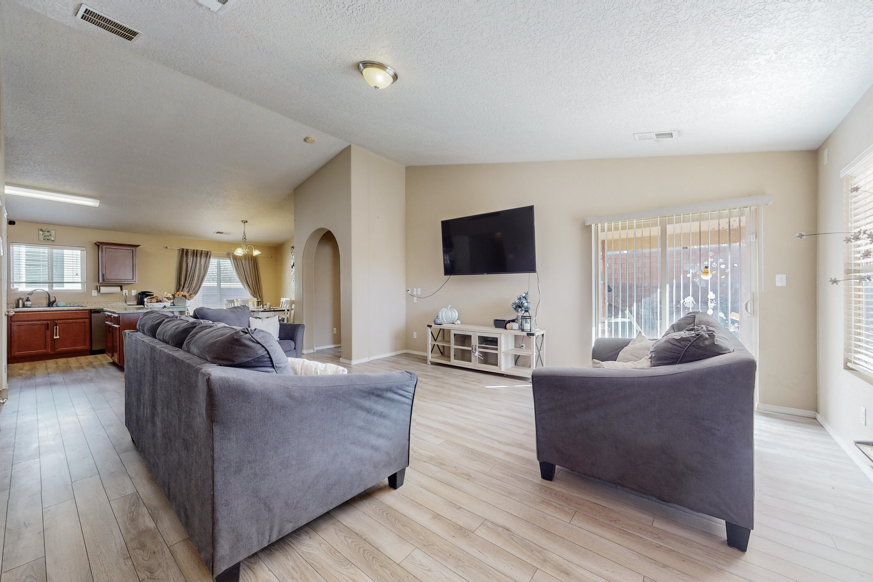 4006 Desert Lupine Drive NE