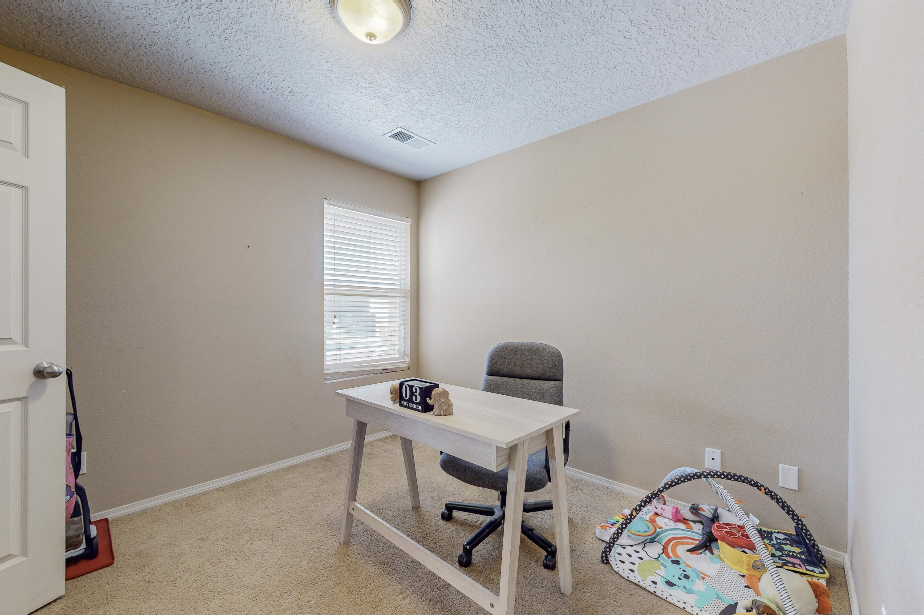 4006 Desert Lupine Drive NE