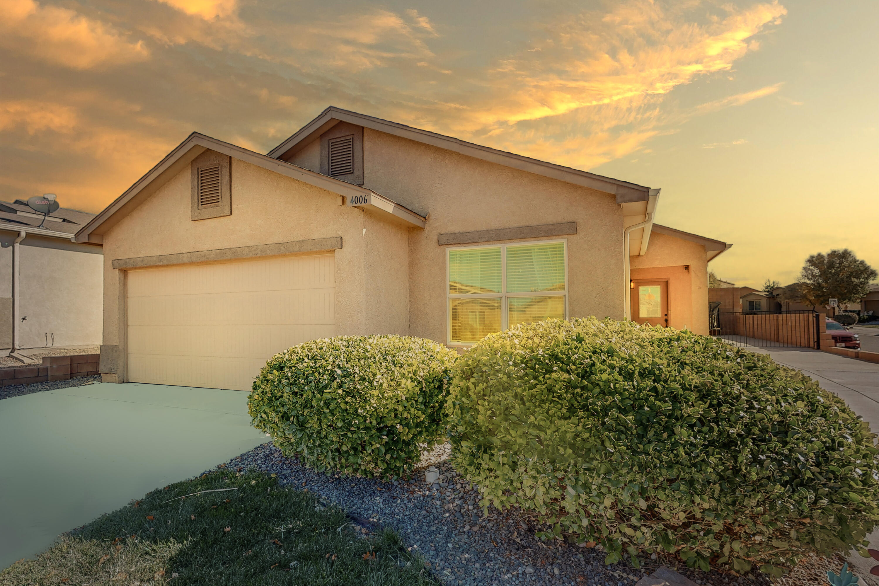 4006 Desert Lupine Drive NE