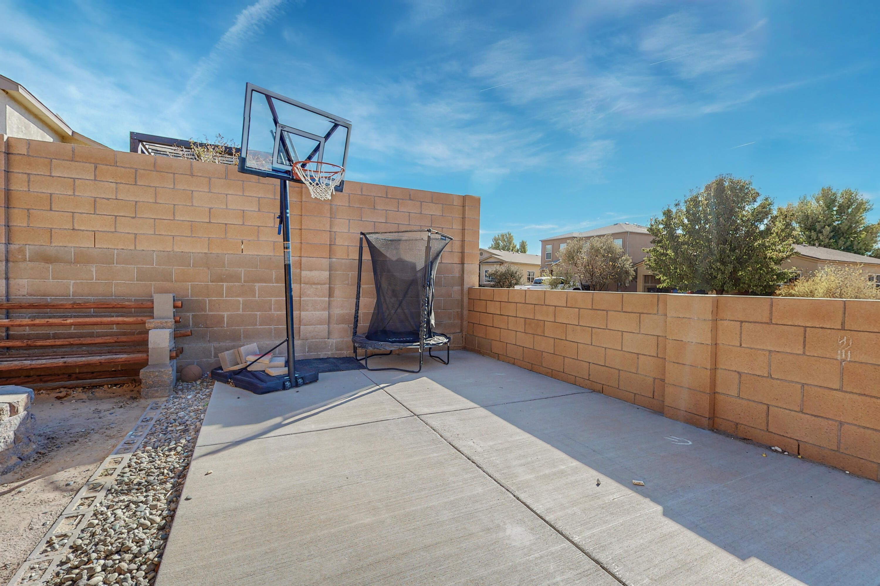 4006 Desert Lupine Drive NE