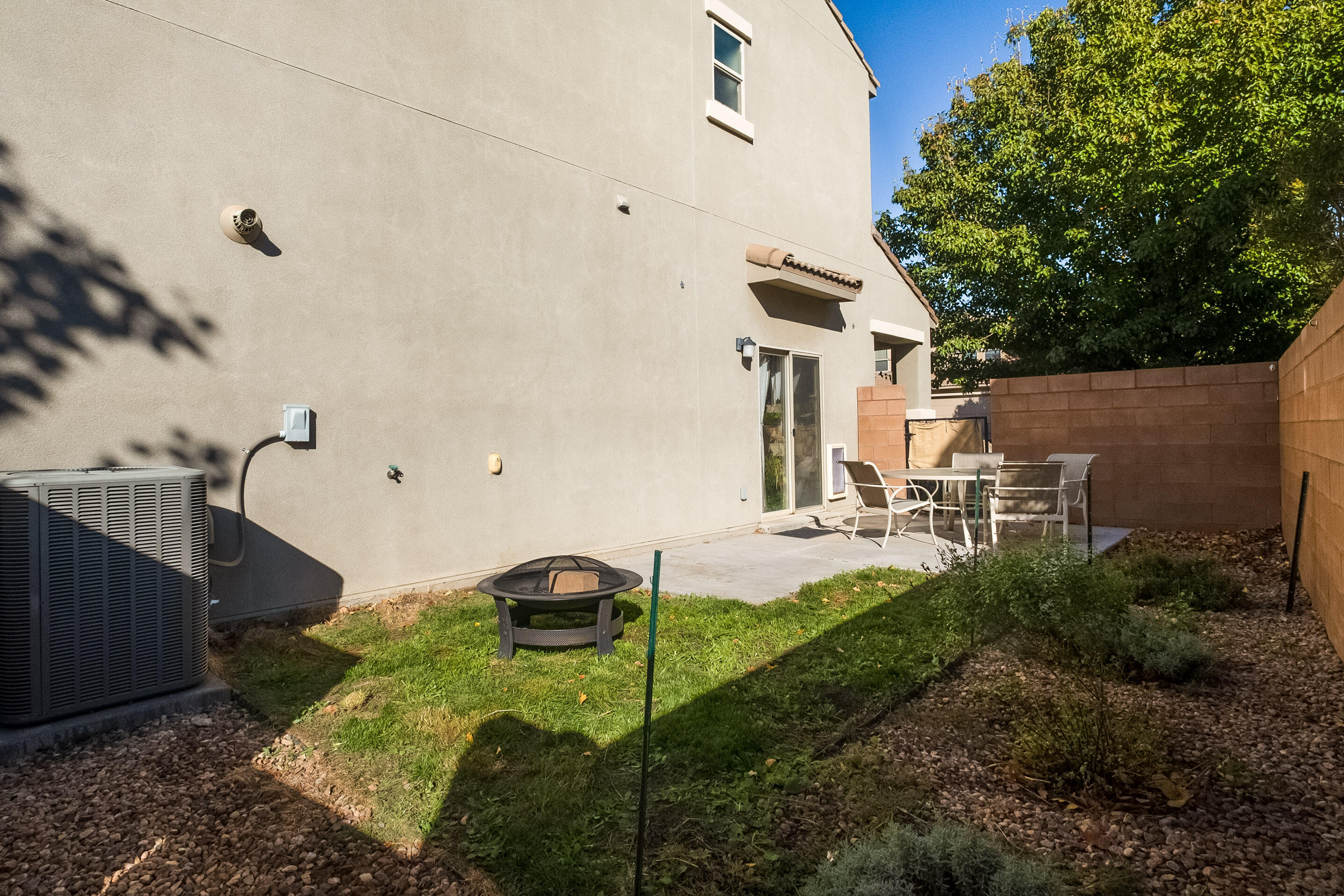 10812 Fort Point Lane NE