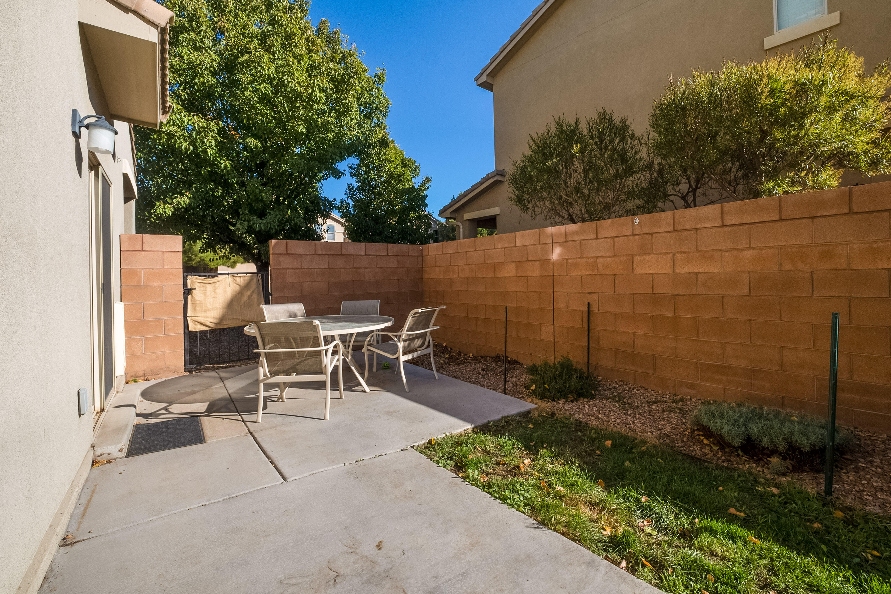 10812 Fort Point Lane NE