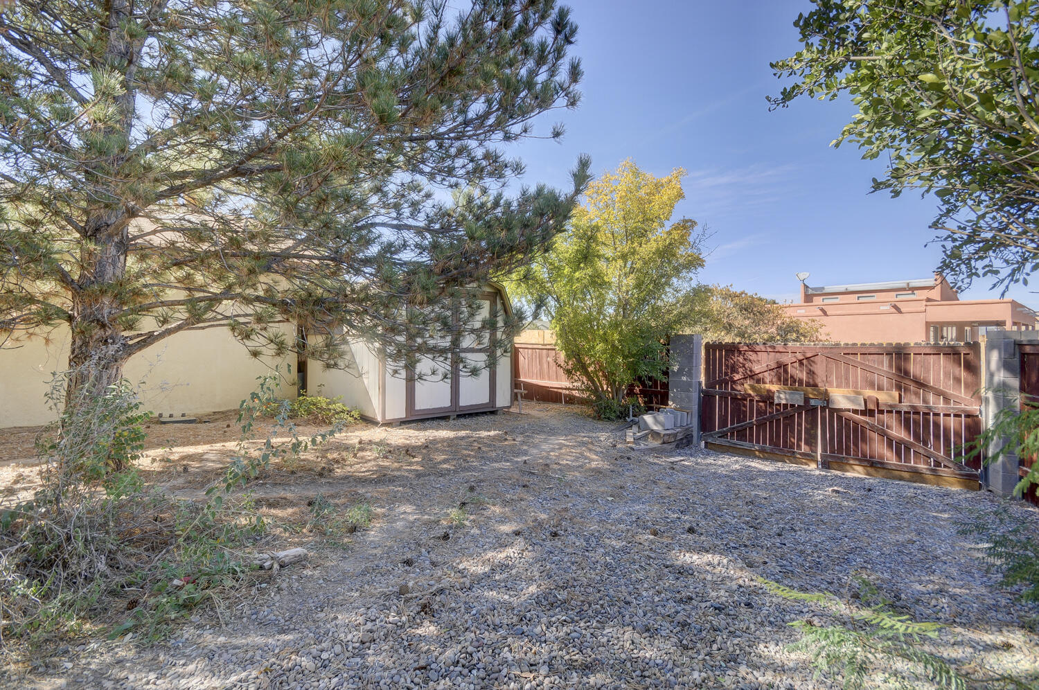 1006 Lee Trevino Boulevard