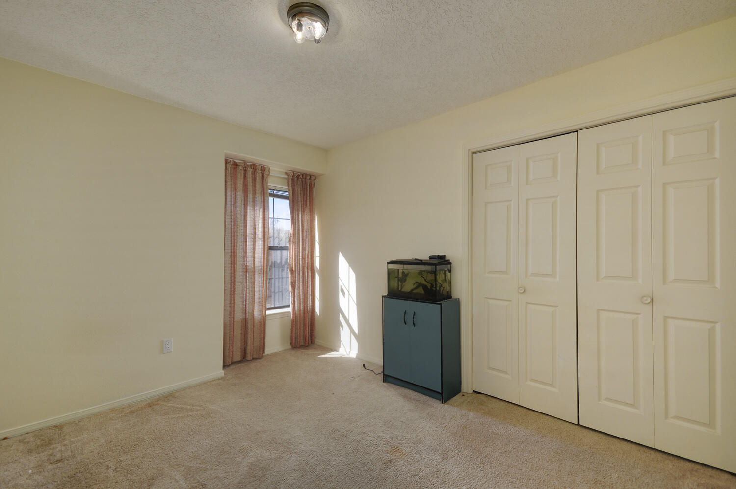 1006 Lee Trevino Boulevard