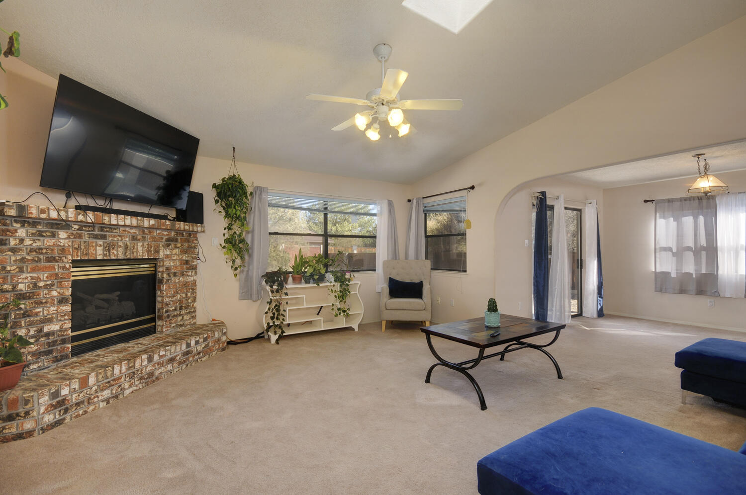 1006 Lee Trevino Boulevard