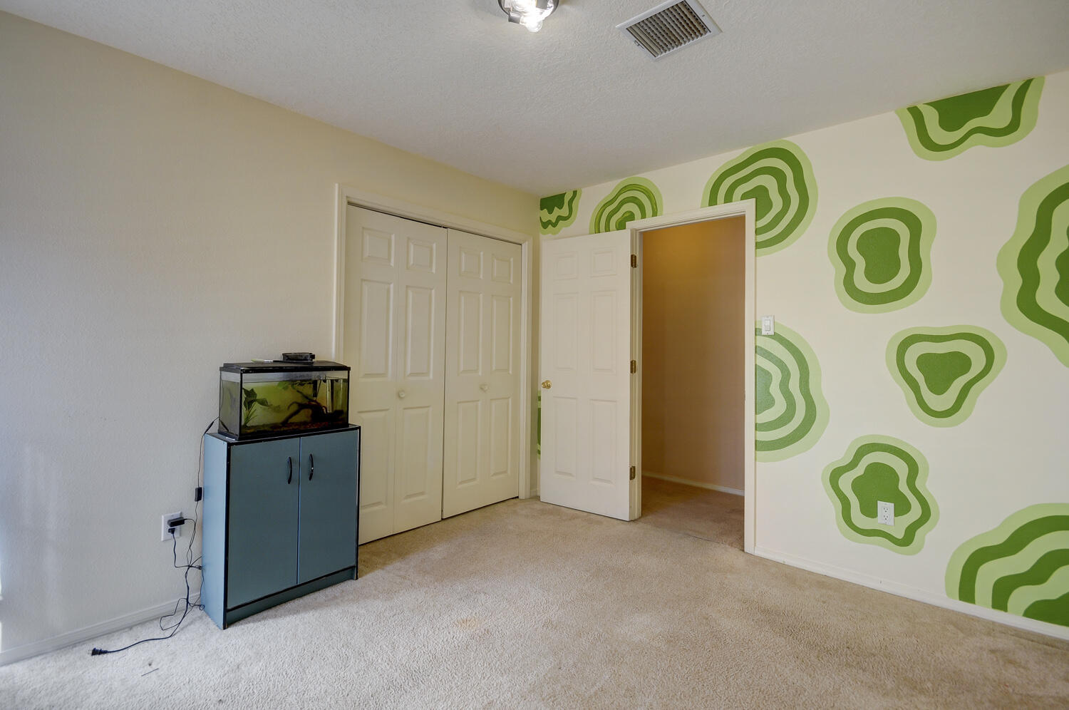 1006 Lee Trevino Boulevard