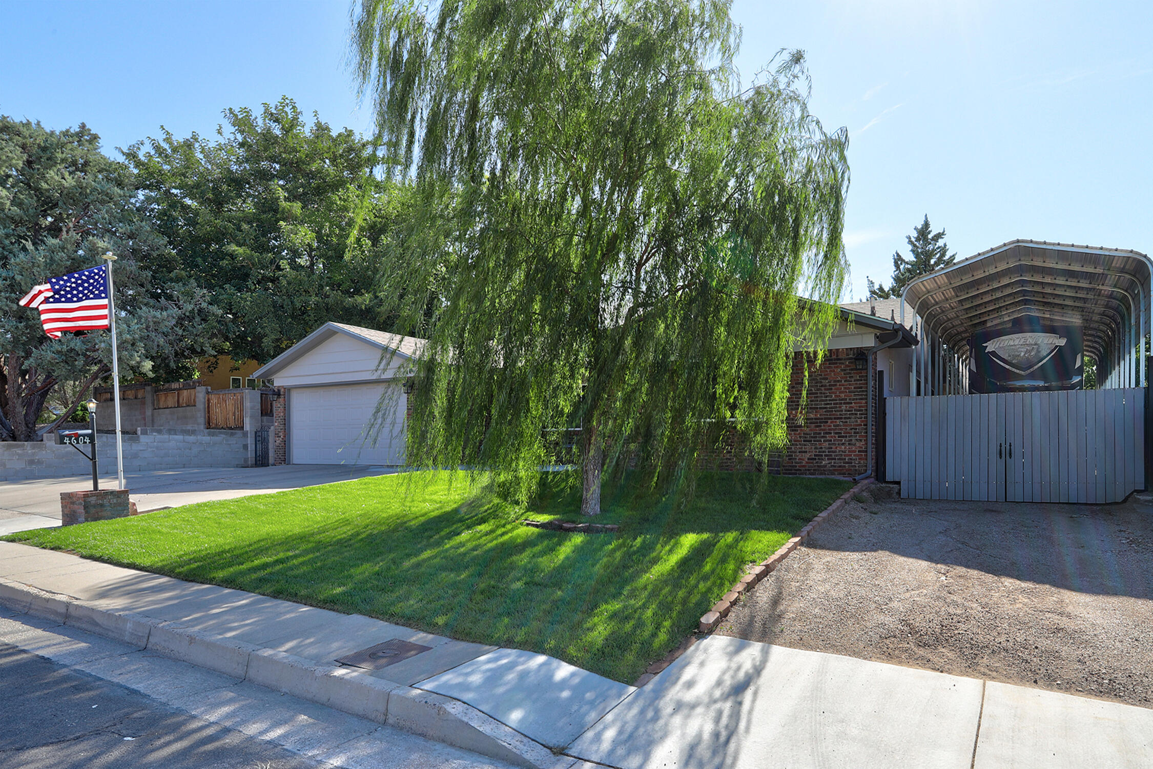 4604 Oahu Drive NE