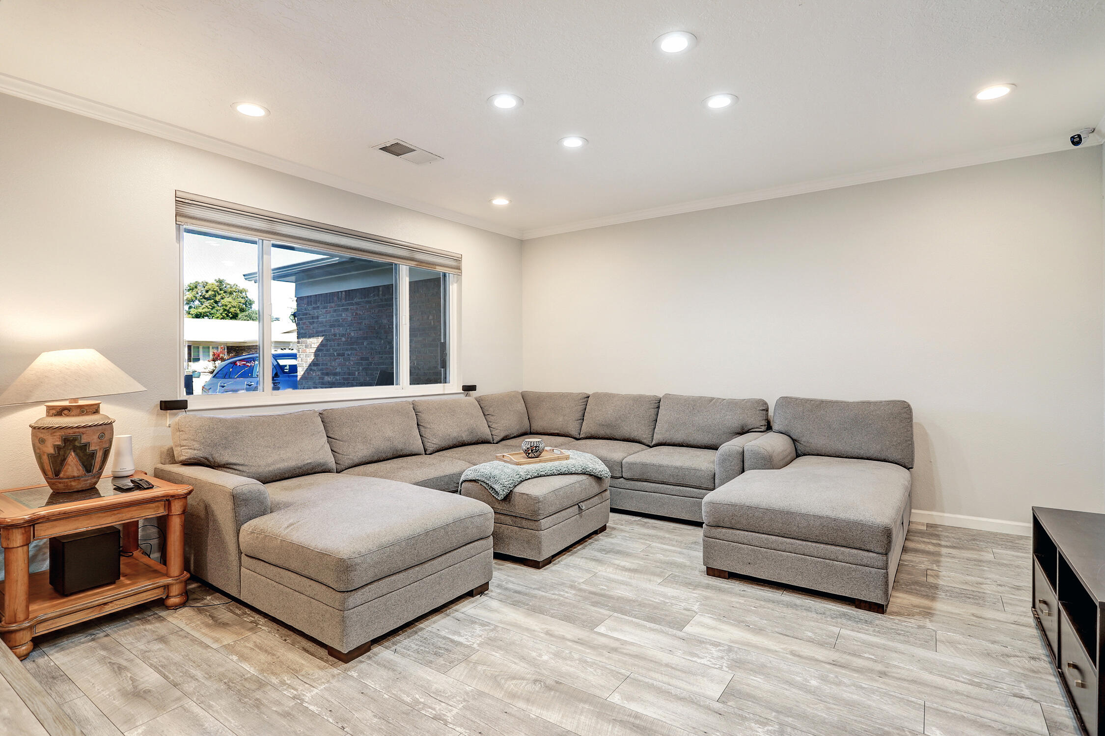 4604 Oahu Drive NE