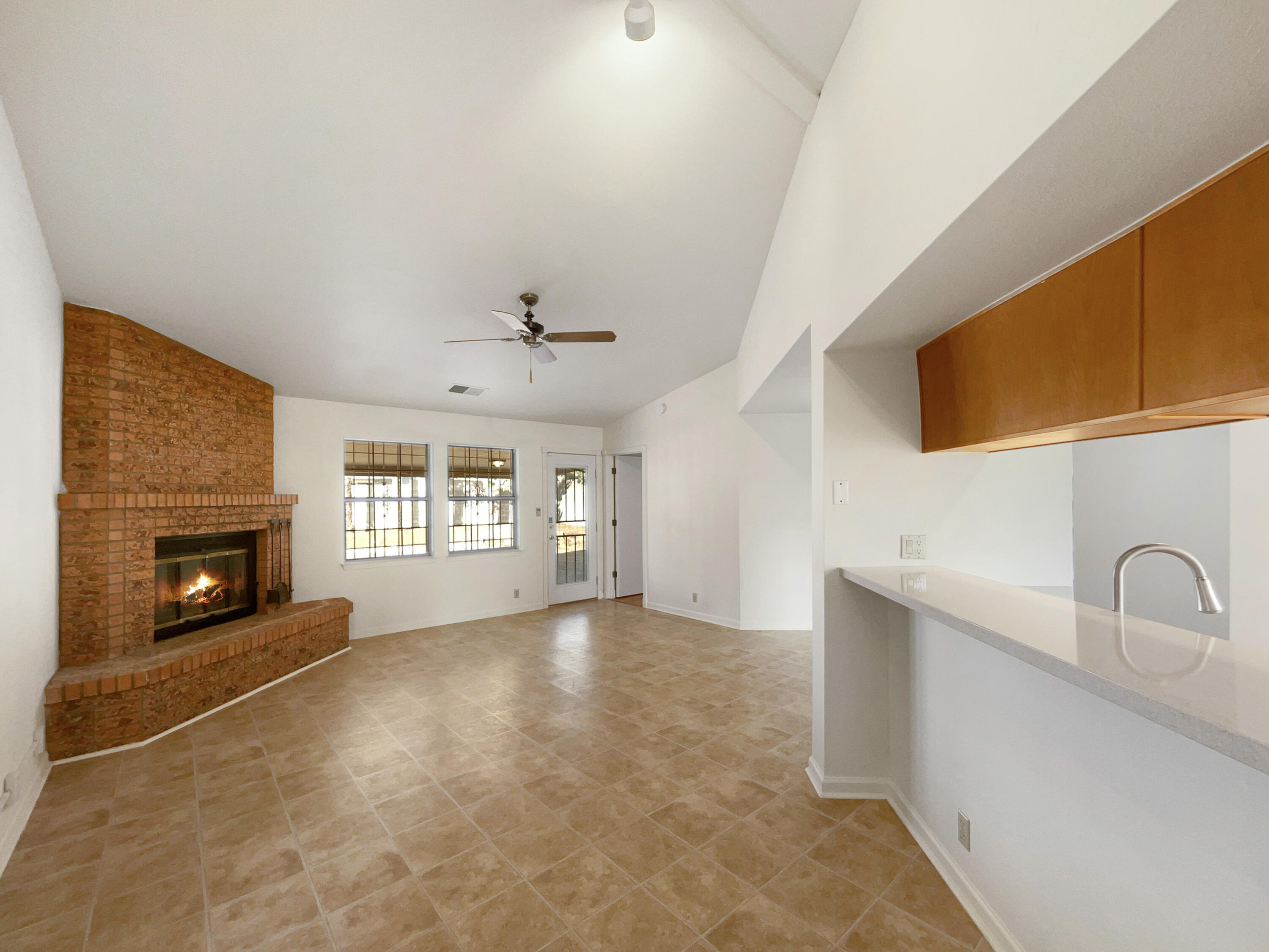 10401 Palo Verde Place NW