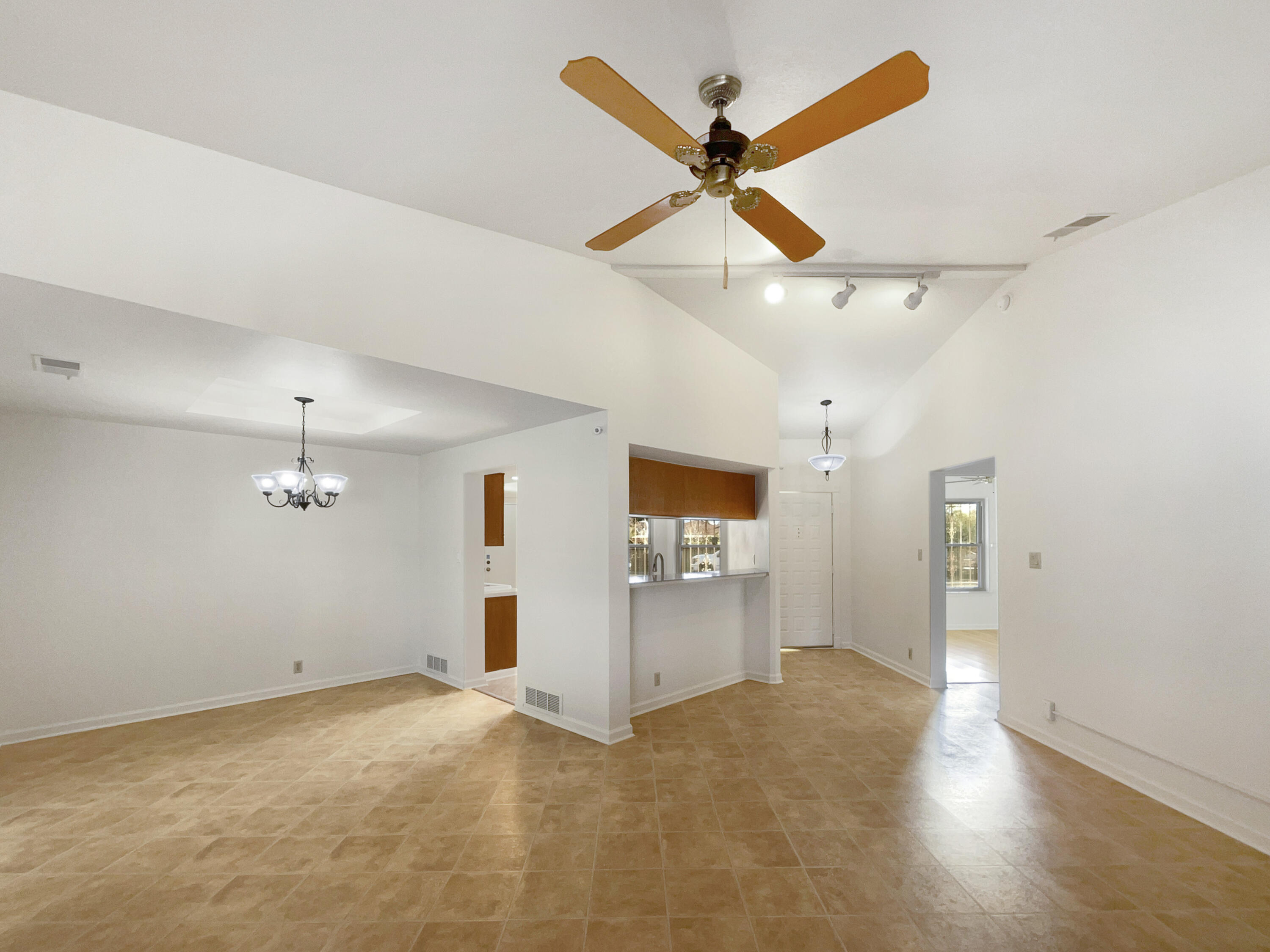 10401 Palo Verde Place NW