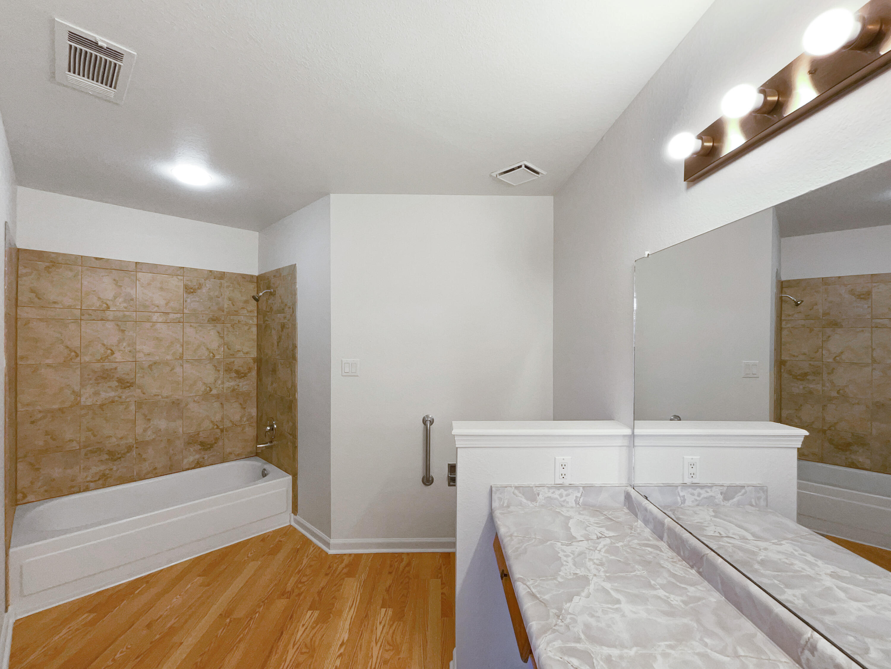 10401 Palo Verde Place NW