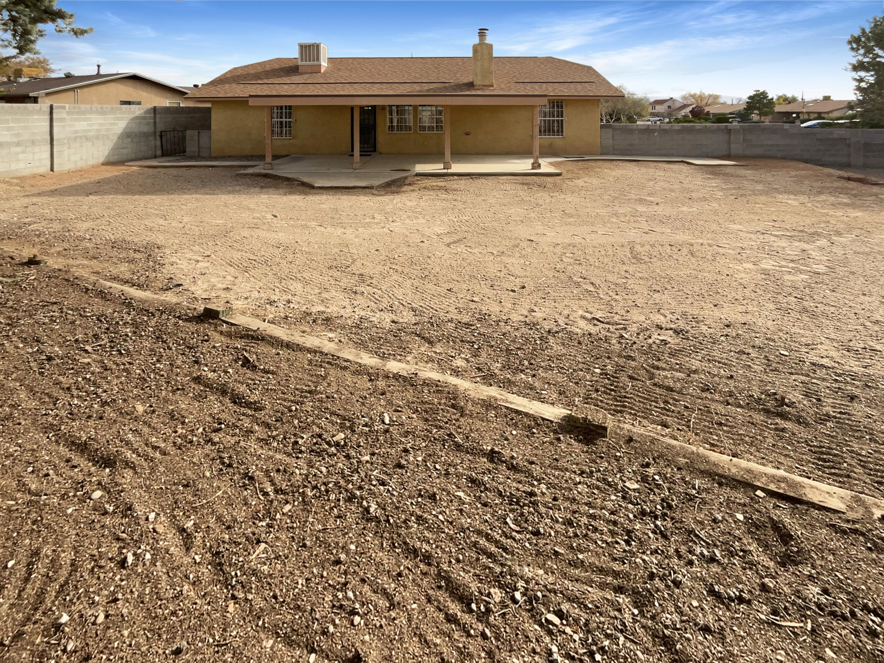 10401 Palo Verde Place NW