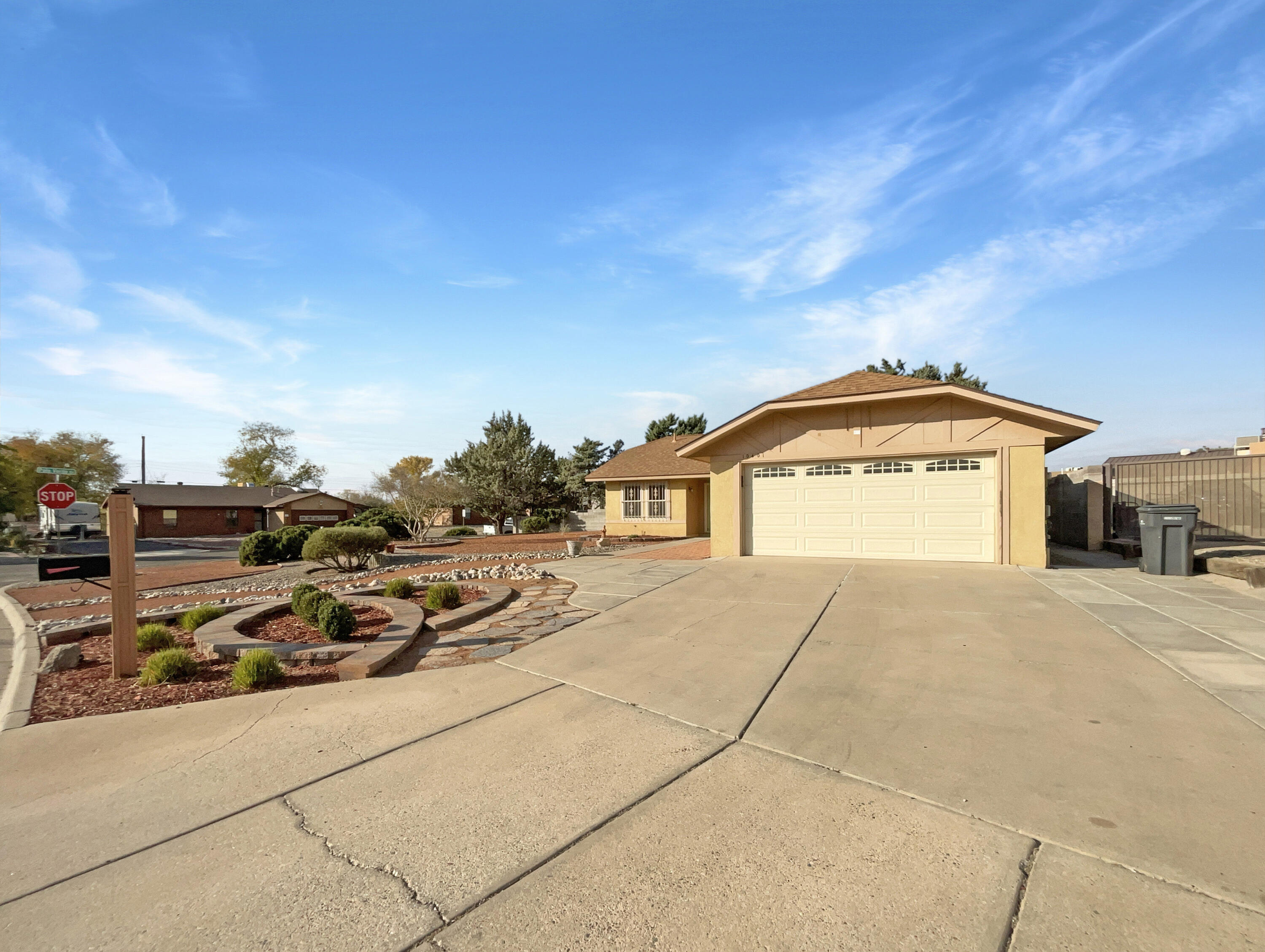 10401 Palo Verde Place NW