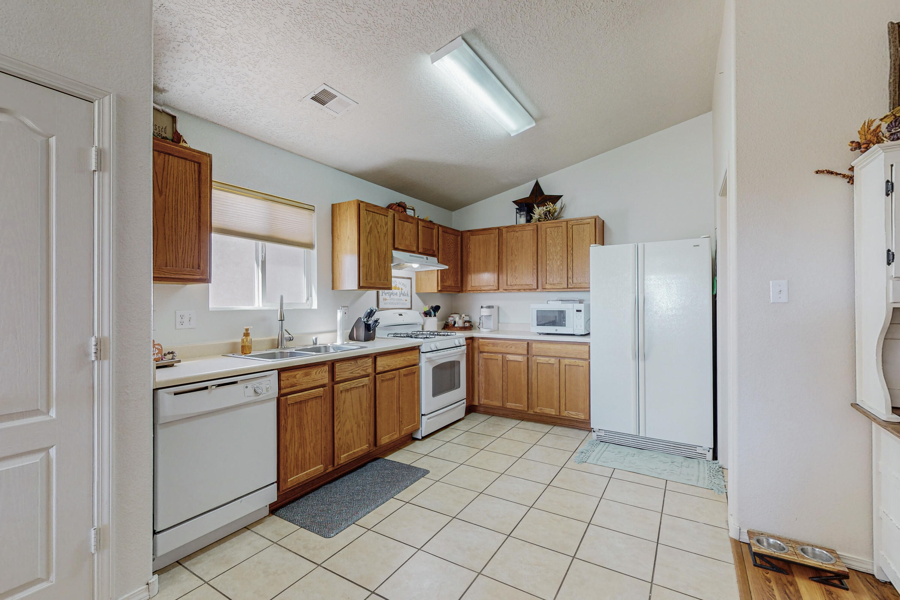 827 Blue Sage Avenue SW