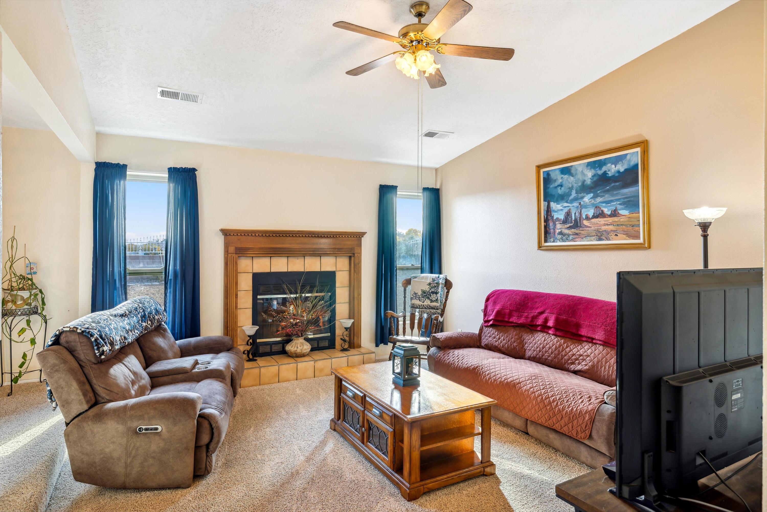 6386 Crow Road NE