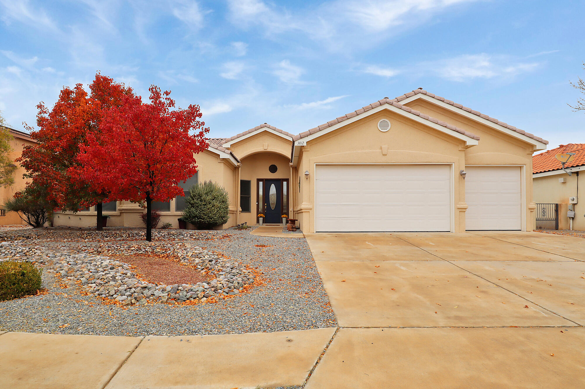 3812 Bay Hill Loop SE