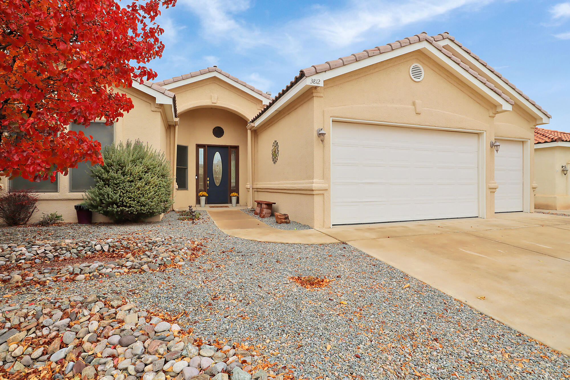 3812 Bay Hill Loop SE