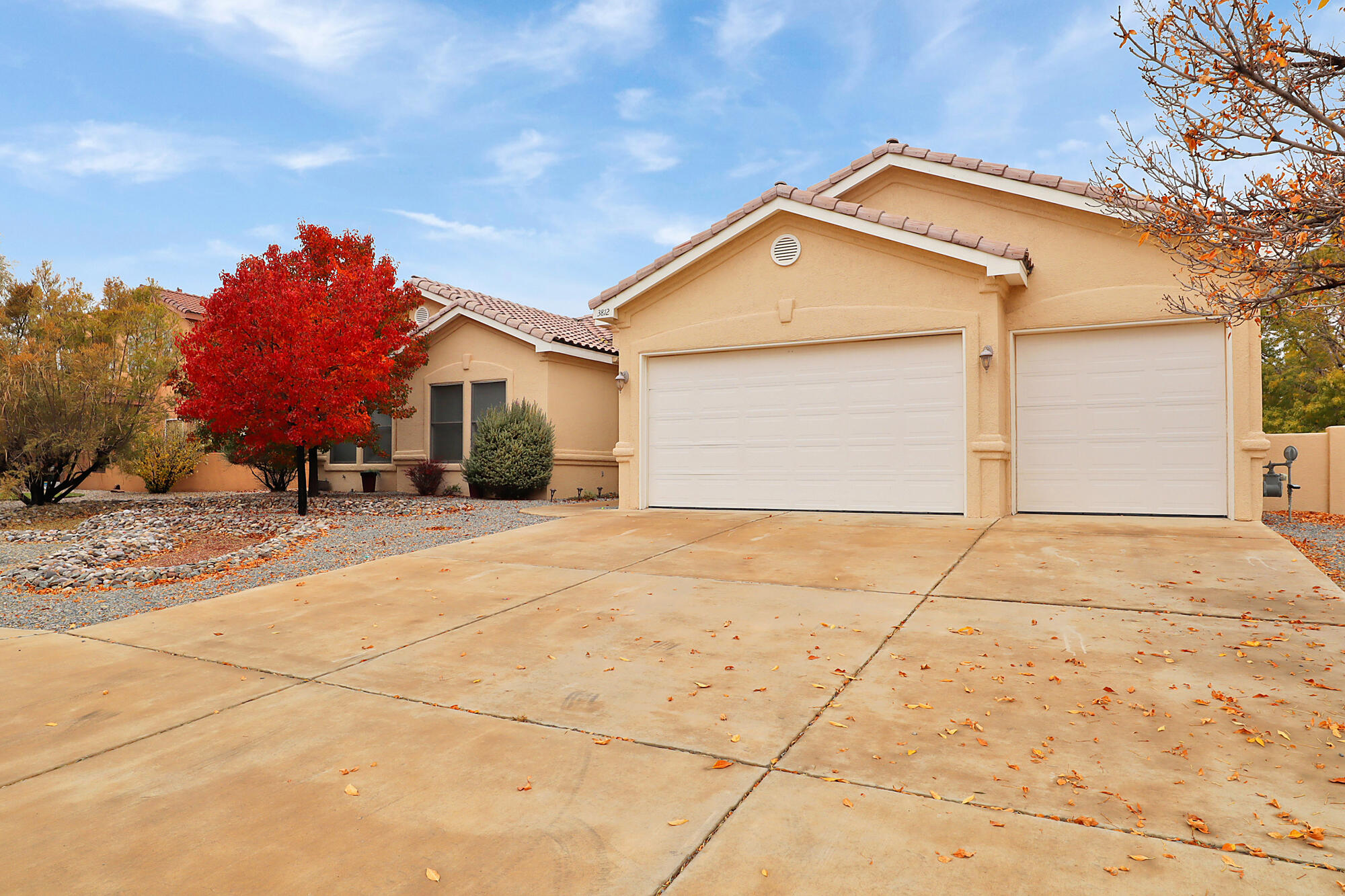 3812 Bay Hill Loop SE