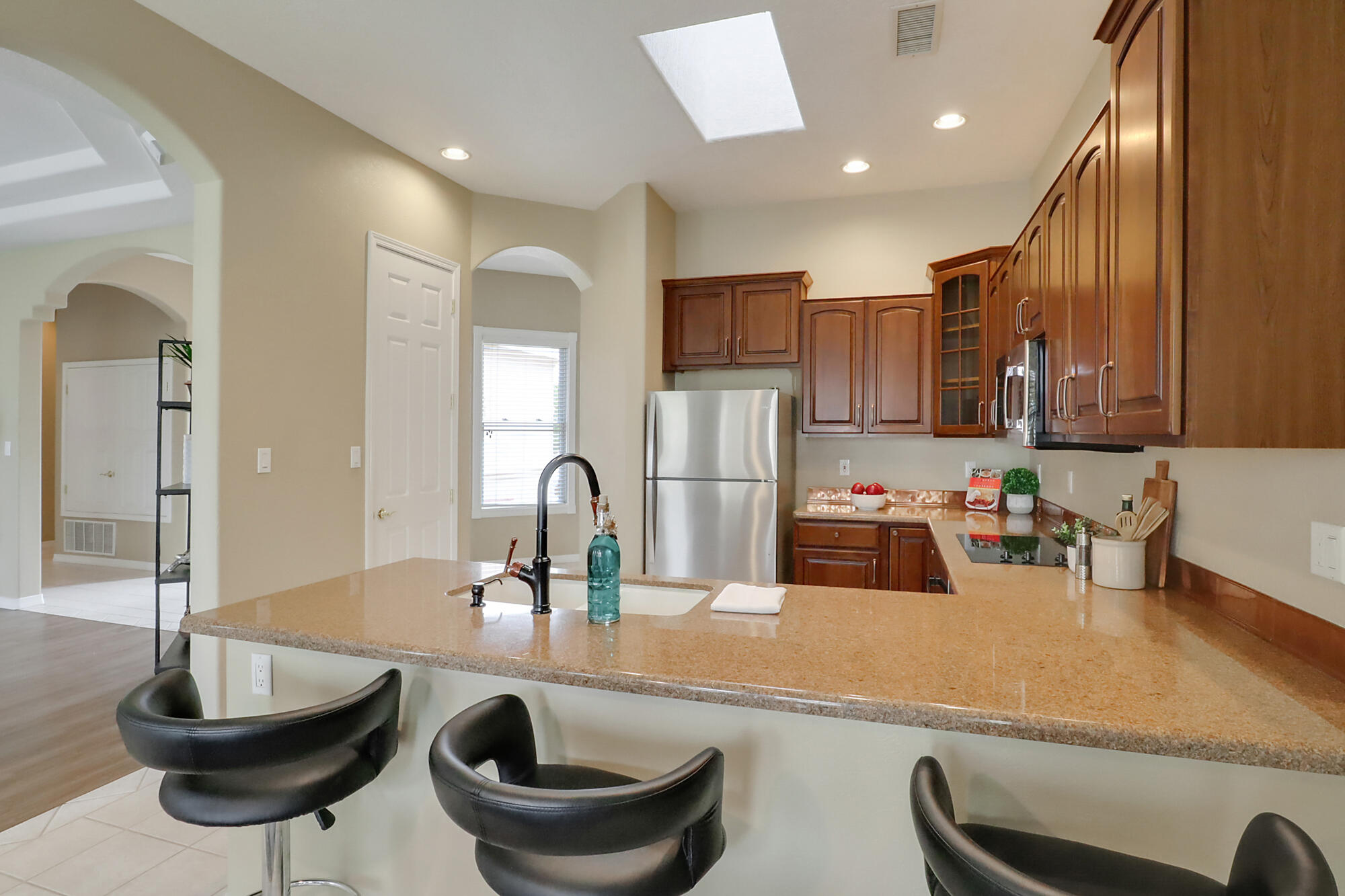 3812 Bay Hill Loop SE