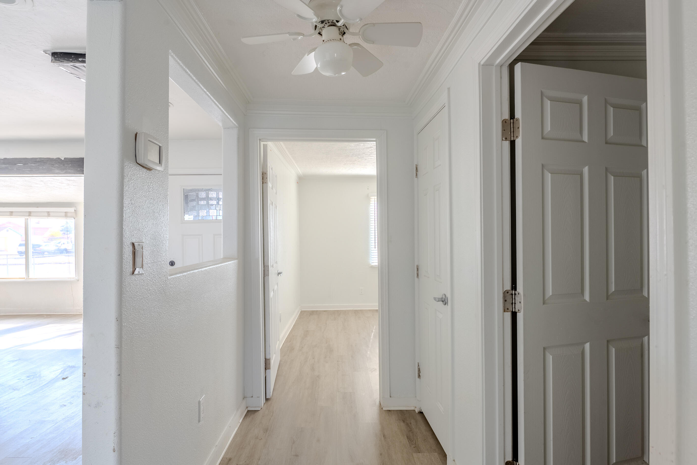 1032 W Gilbert Avenue