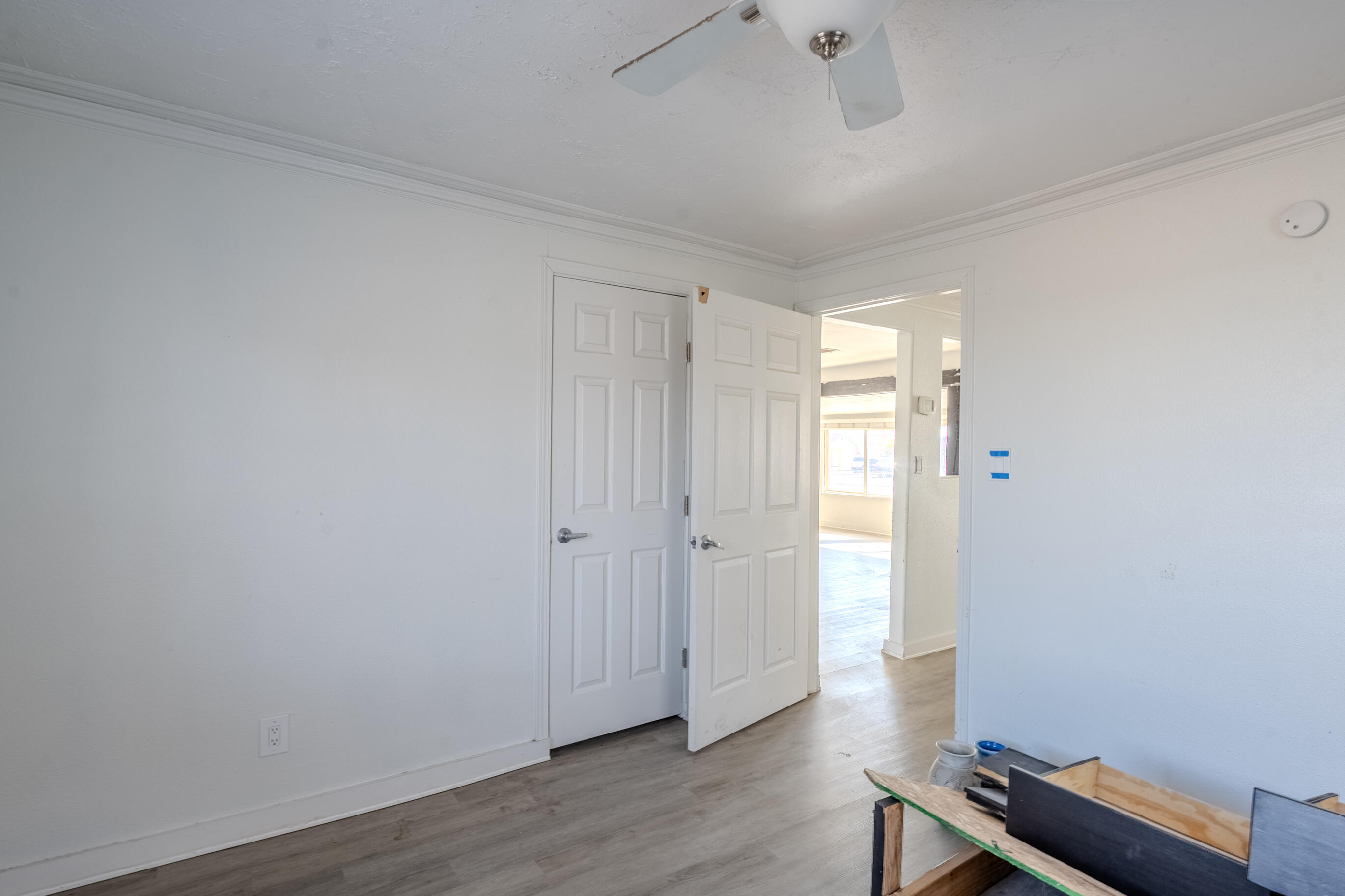 1032 W Gilbert Avenue