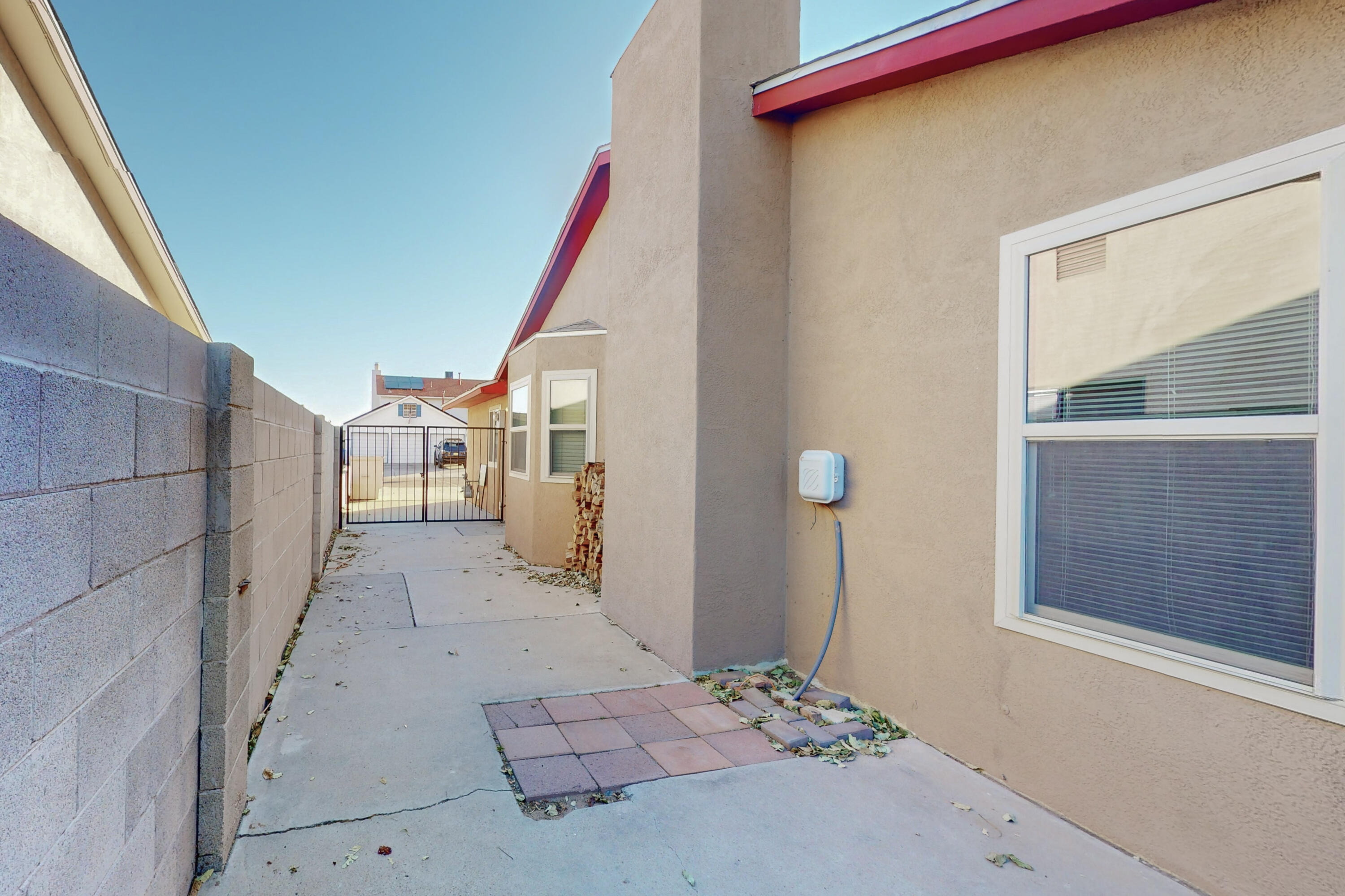 6129 Flor De Mayo Place NW