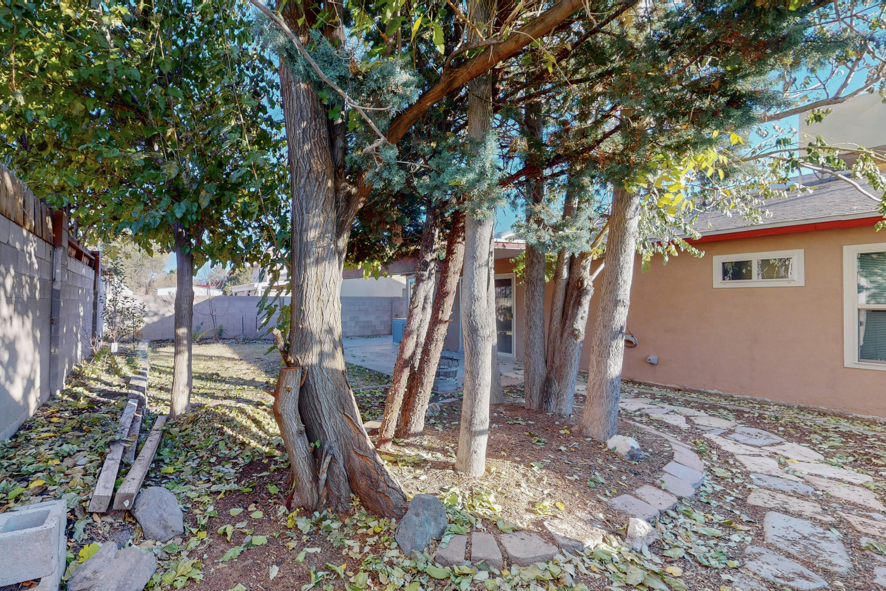 6129 Flor De Mayo Place NW