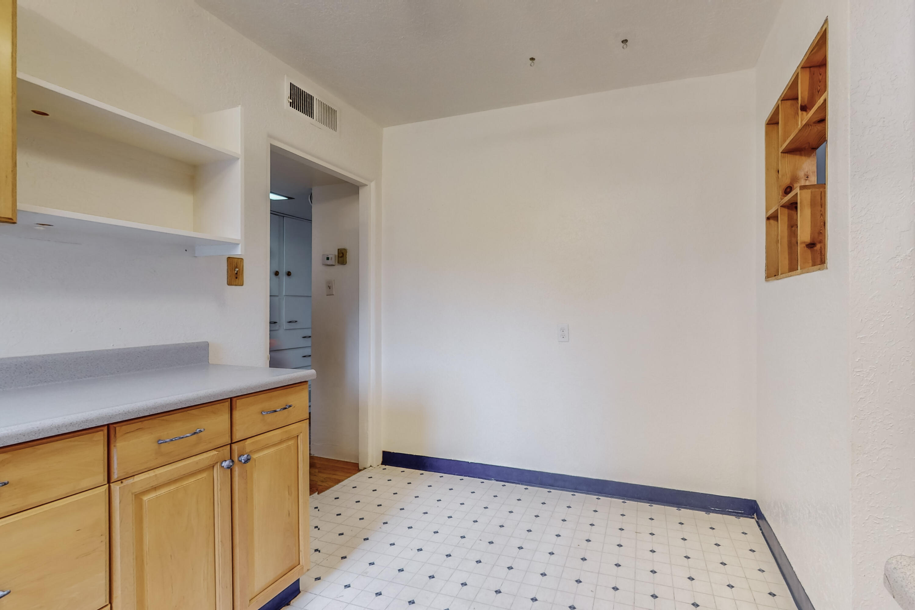 2735 San Joaquin Avenue SE