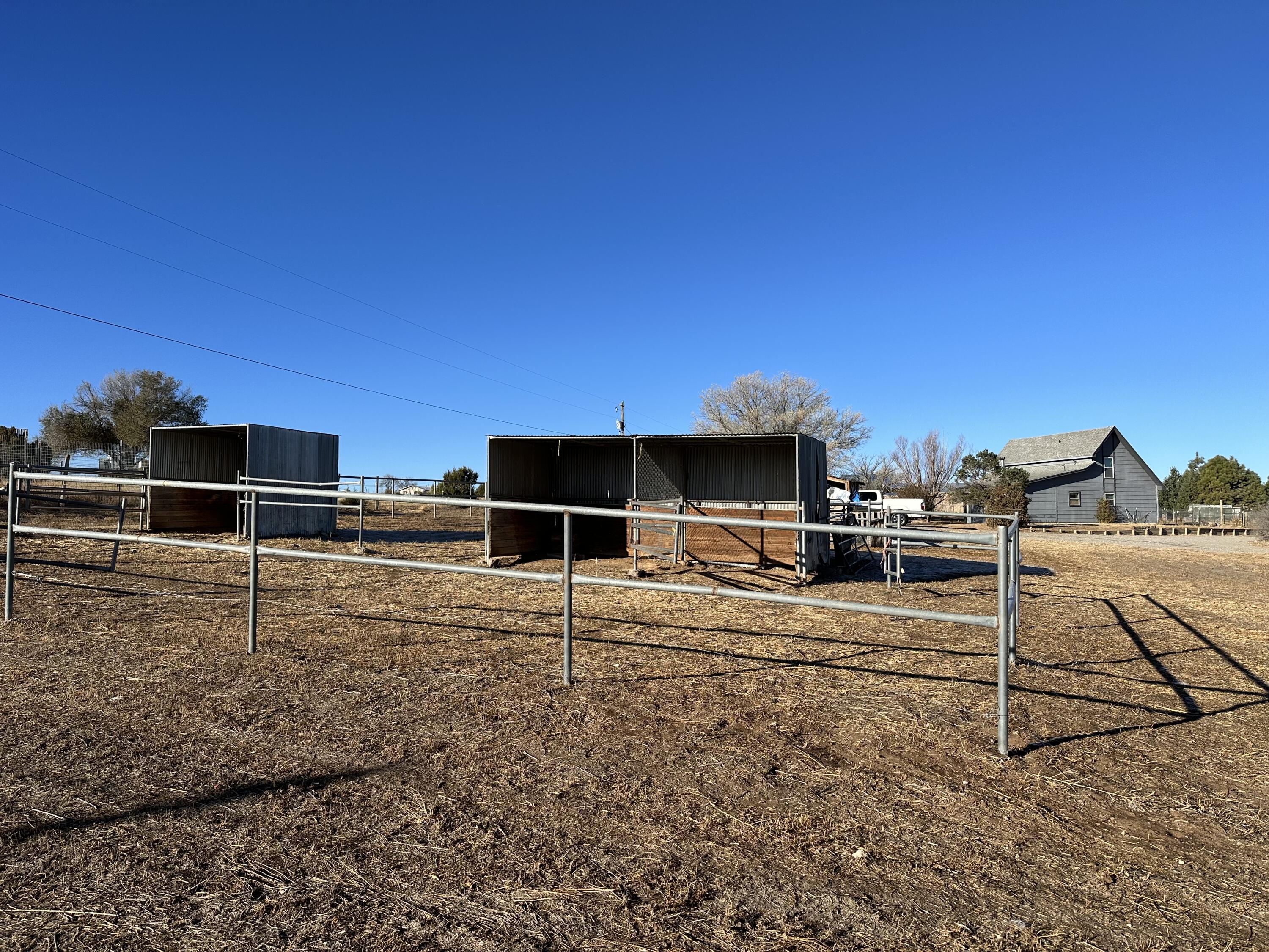 33 Equestrian Trail