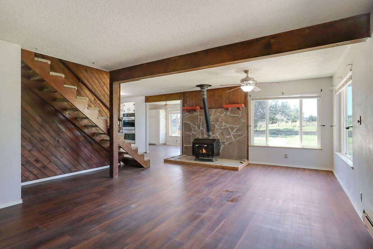 33 Equestrian Trail