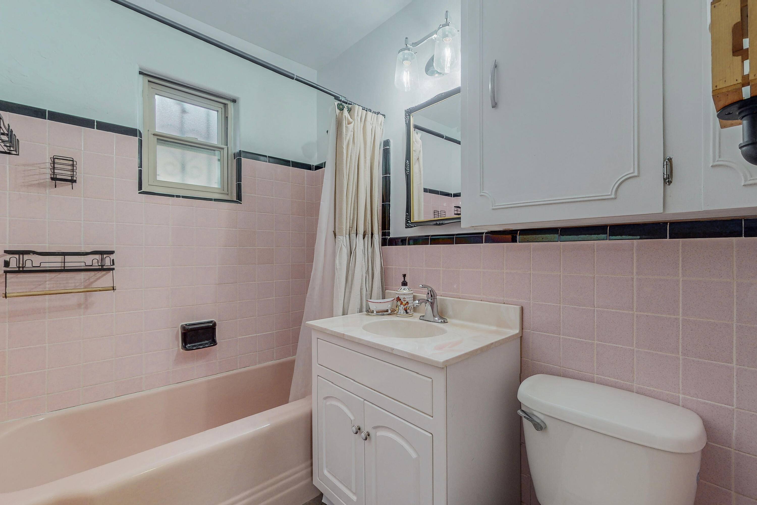 724 5th Street SW