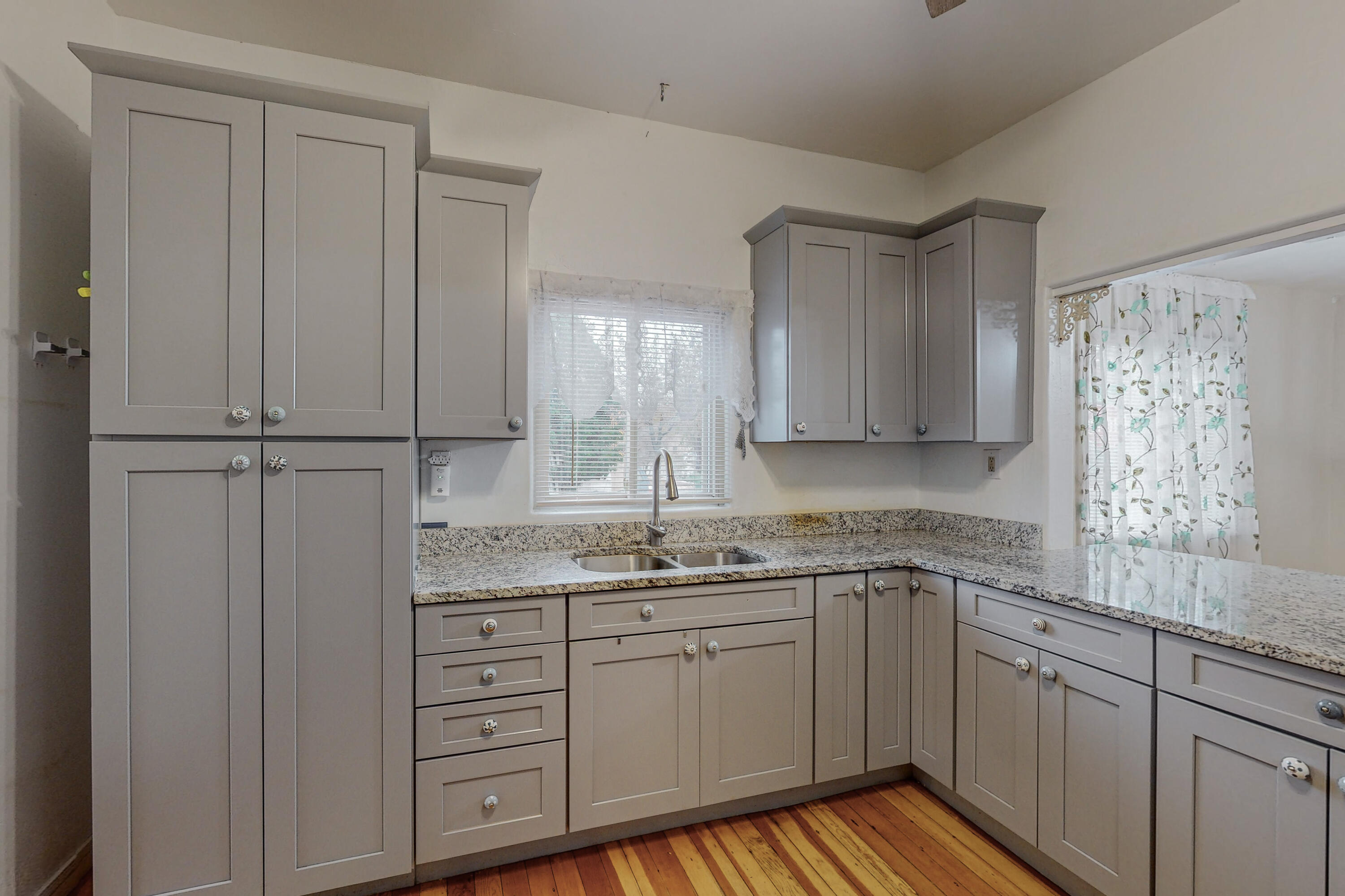 724 5th Street SW