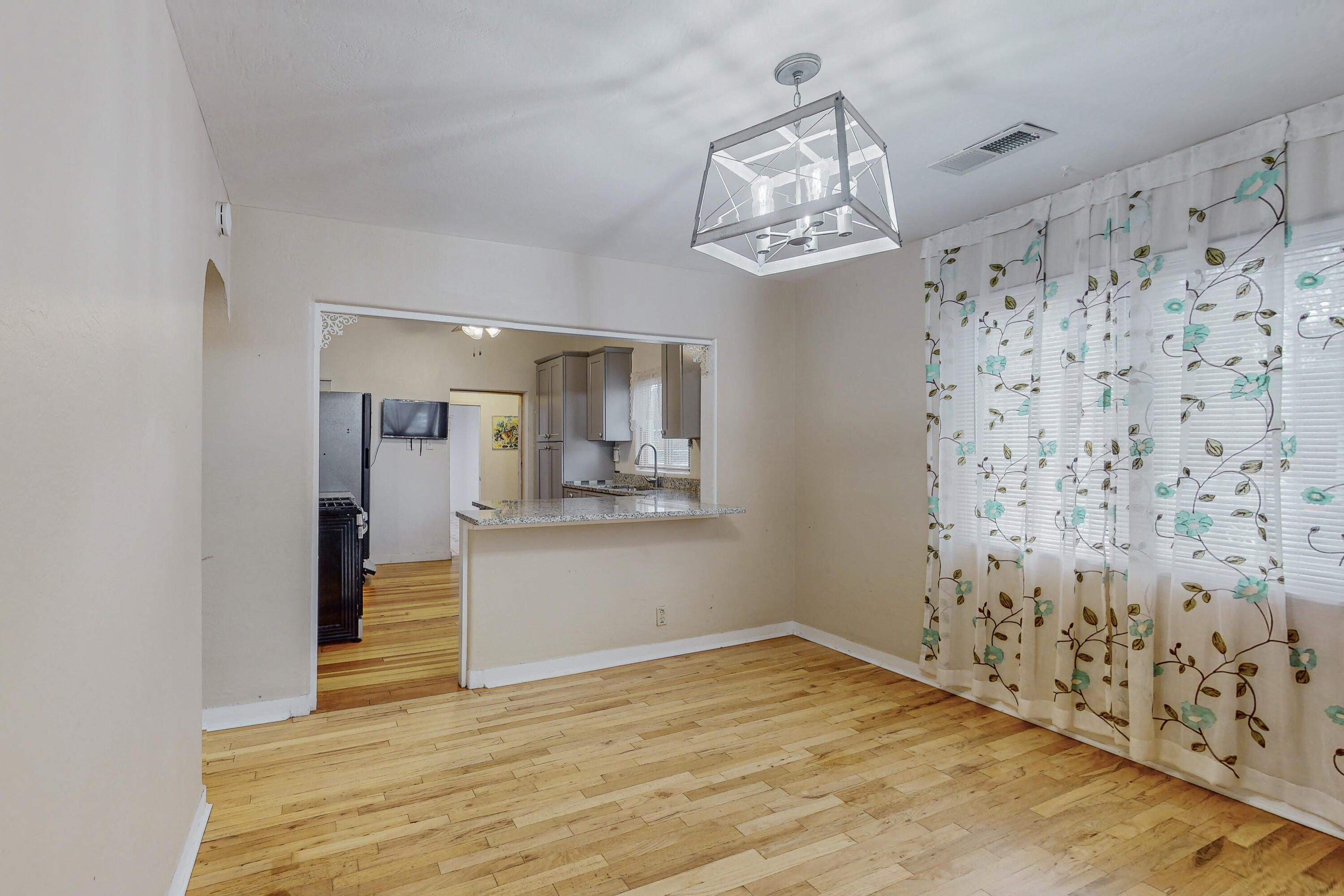 724 5th Street SW