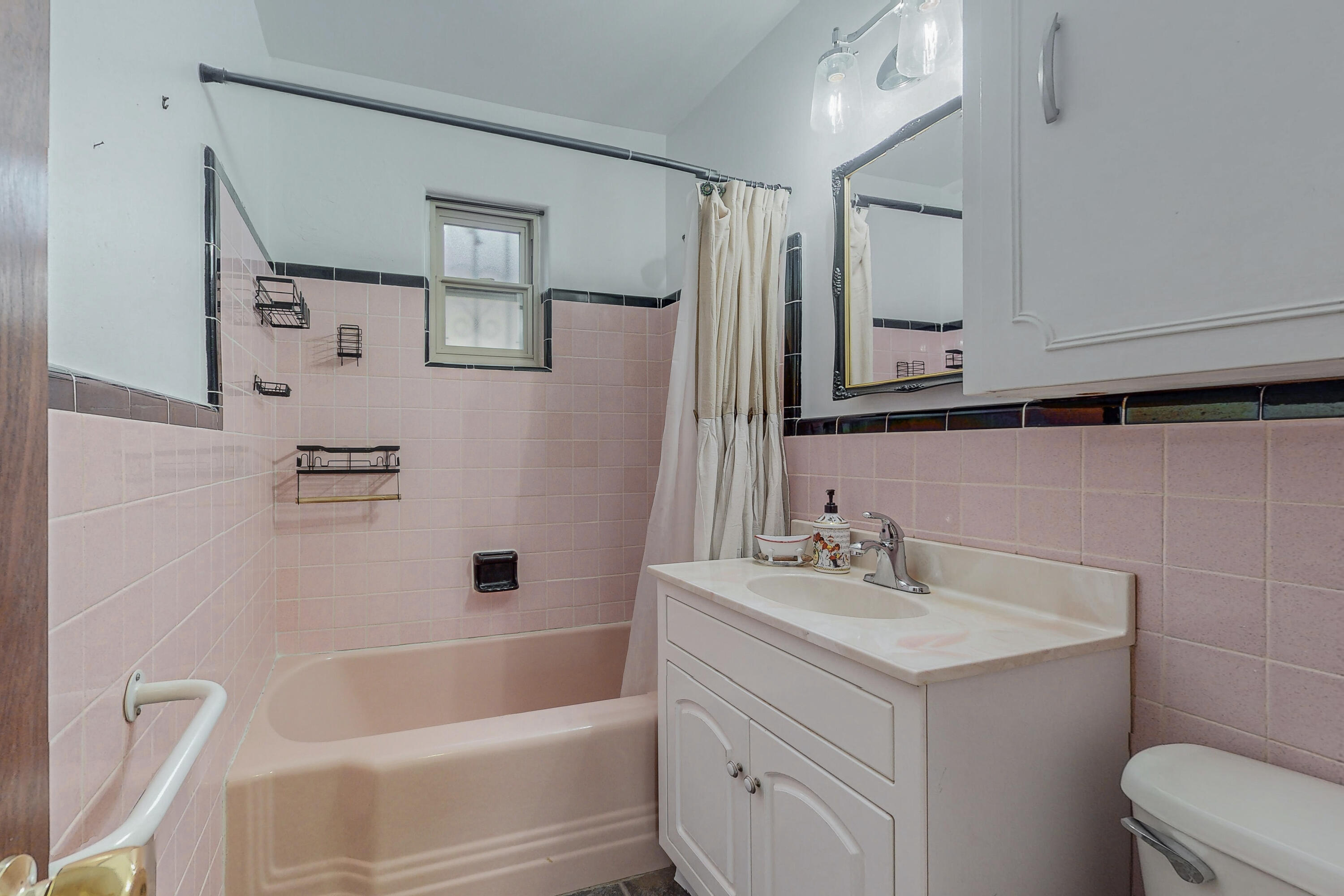 724 5th Street SW